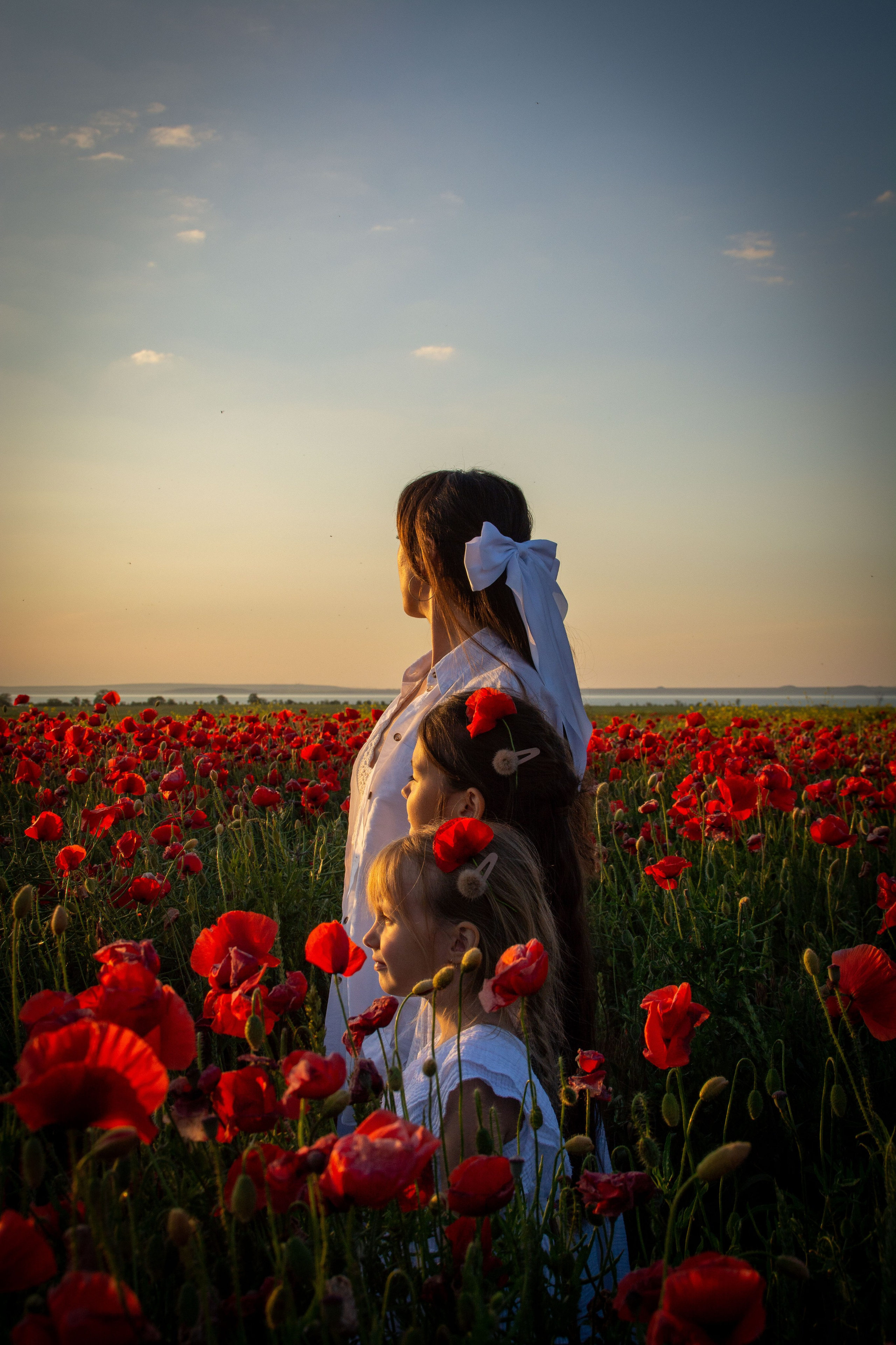 Фотосессия в поле маков. Елена Волкова семейный фотограф в станице Гостагаевской города-курорта Анапа