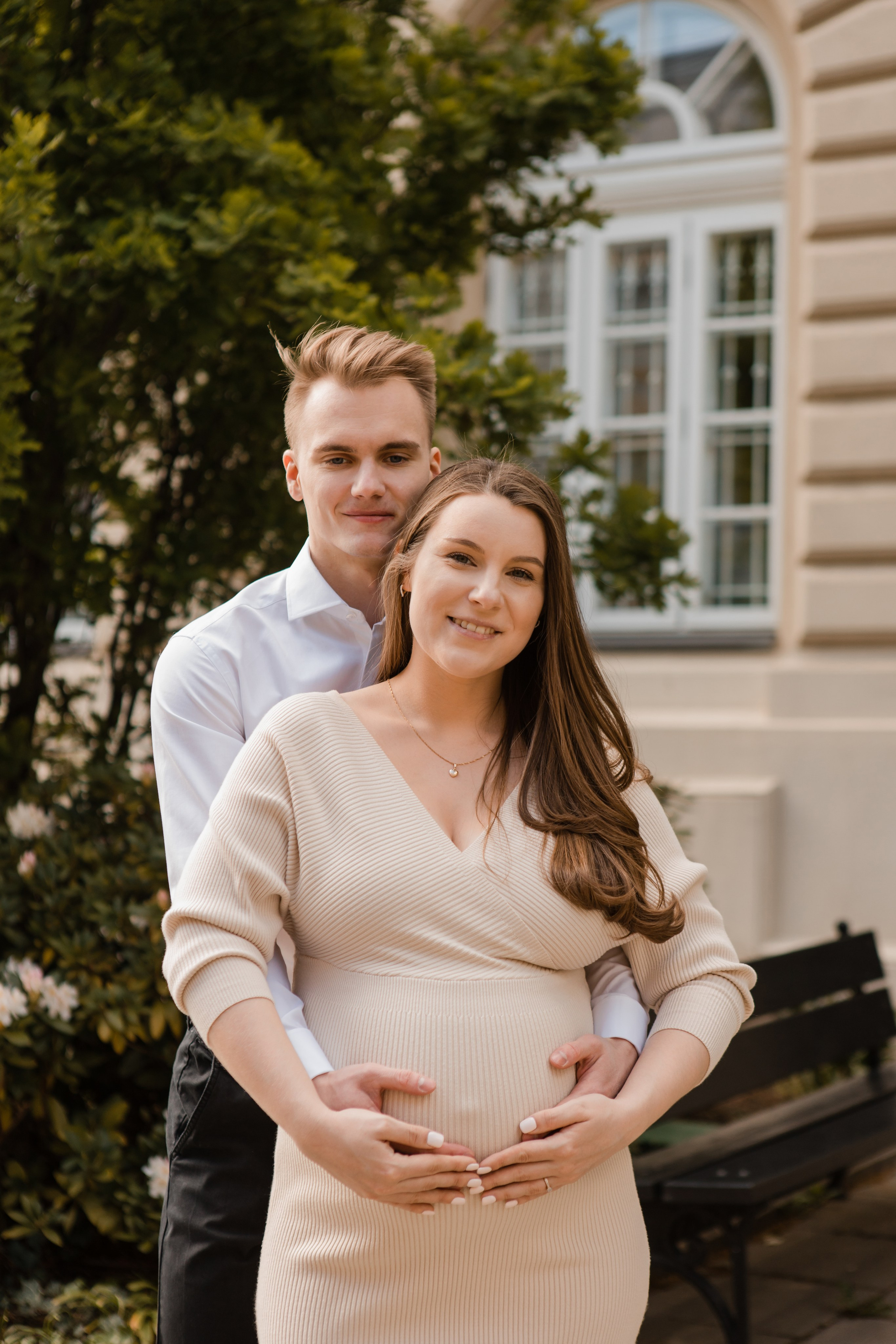 Семейная фотосессия Андрея и Марии. Видеосъемка и фотосъемка свадеб. Фотограф и оператор на свадьбу. Видеосъемка подкастов, собственная видео-фотостудии. Предметная фотосъемка