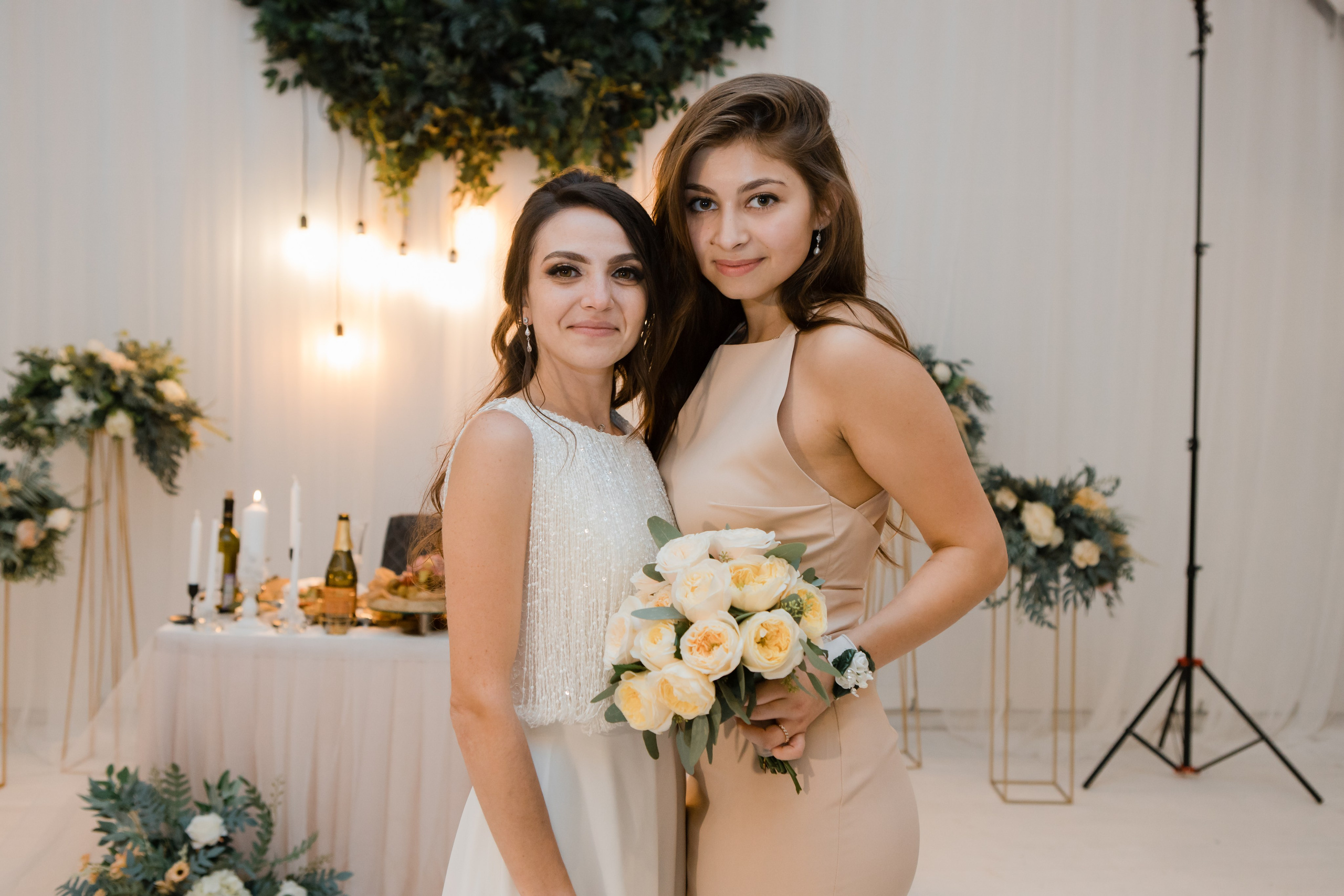 Свадебная фотосессия Сергея и Татьяны. Наша свадебная сказка. Видеосъемка и фотосъемка свадеб. Фотограф и оператор на свадьбу. Видеосъемка подкастов, собственная видео-фотостудии. Предметная фотосъемка