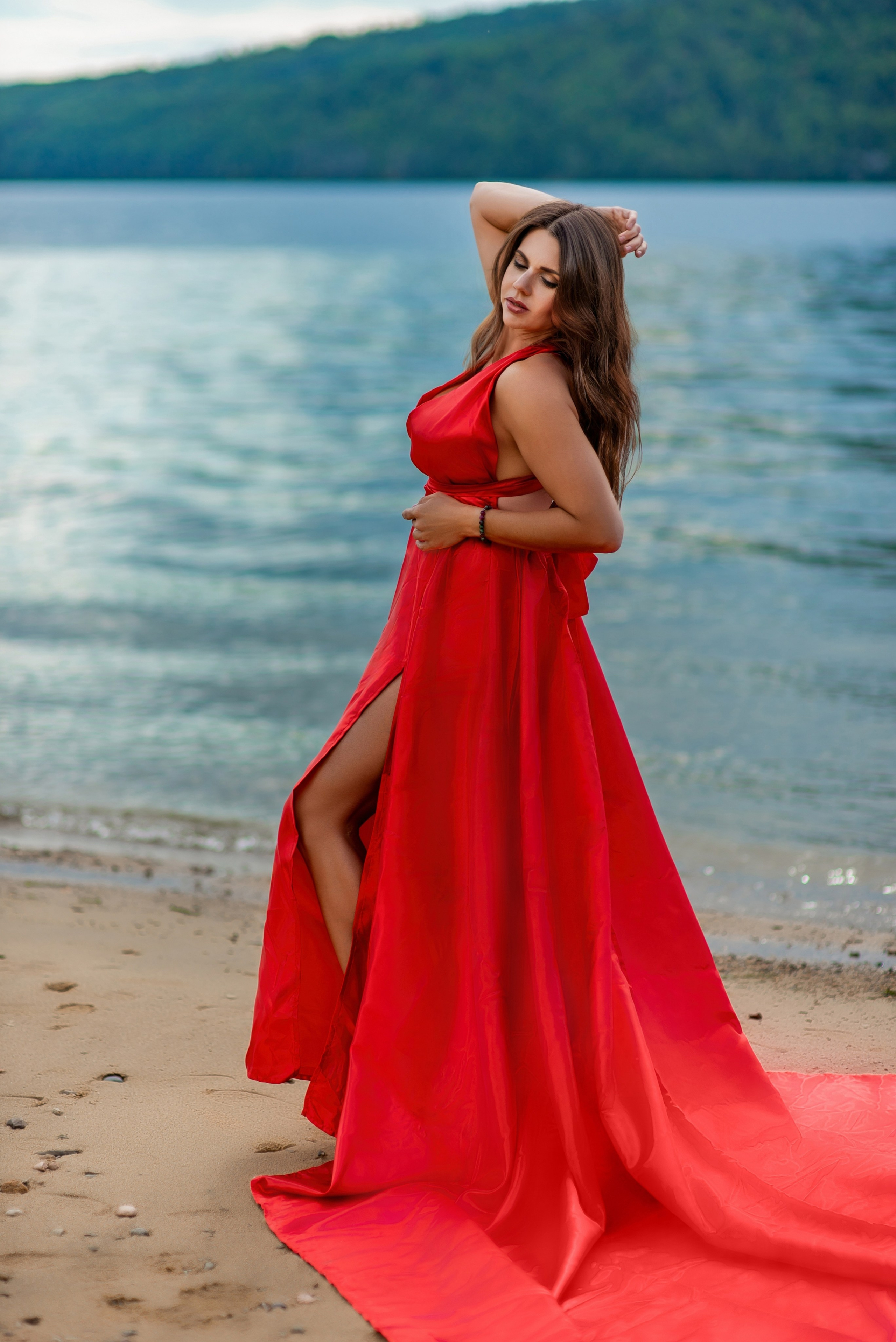 Летти лайт красное. Туры на Байкал с фотографом под ключ. Фотосессии на Ольхоне