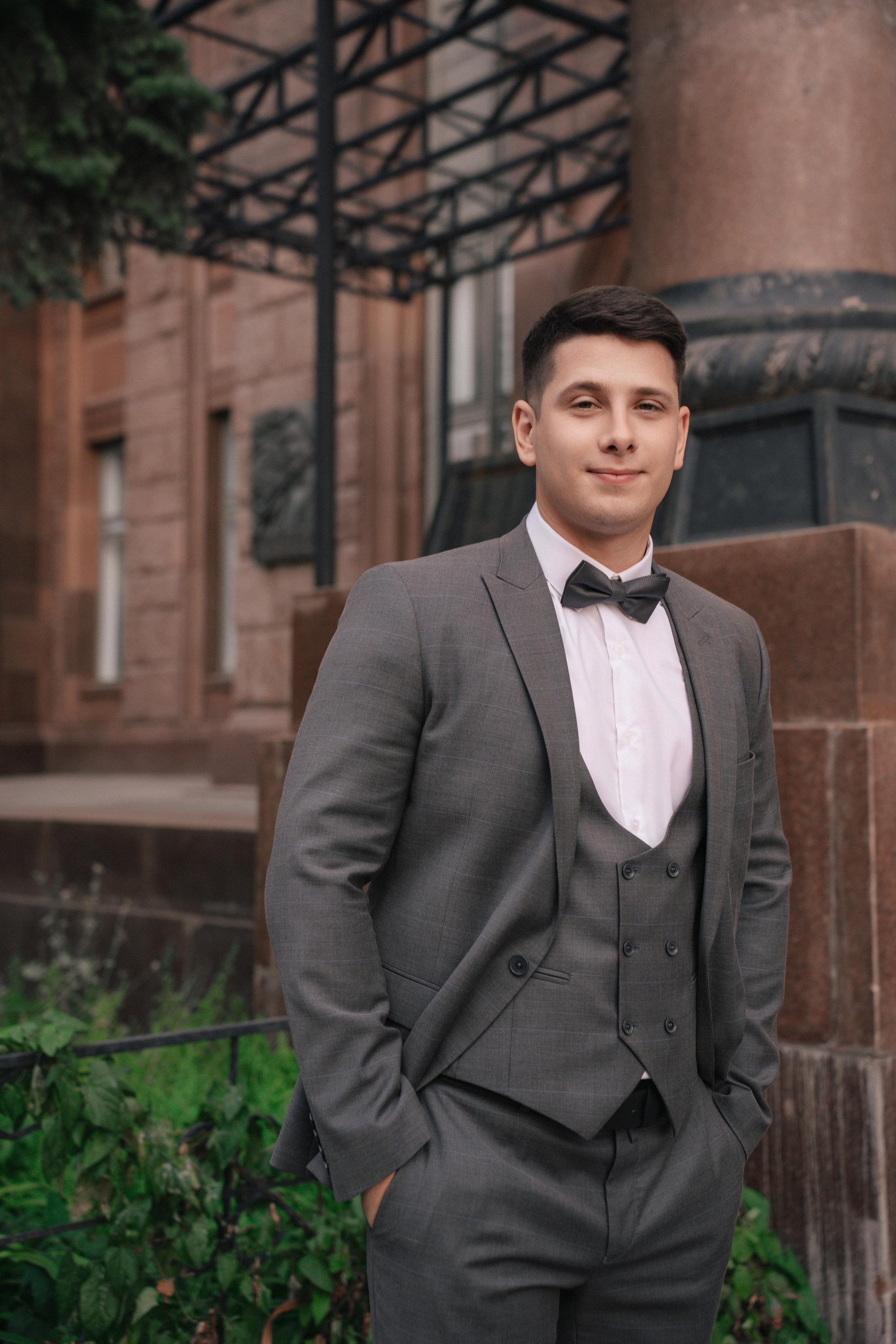 Свадебная прогулка по улочнам рядом с Высоткой на Котельнической набережной