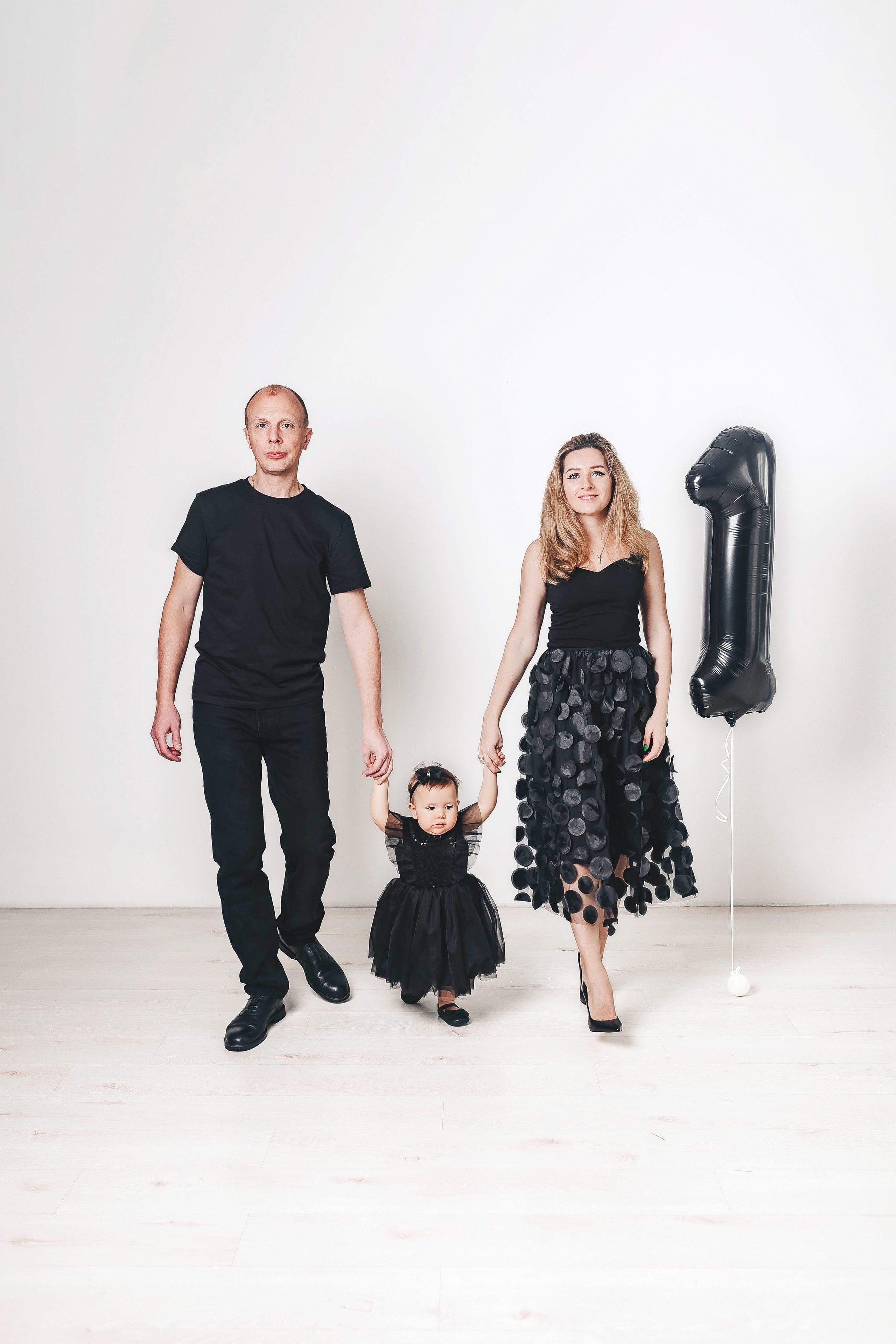 Семейные фото на годиках. Фотограф новорожденных Серпухов, Протвино, Москва I Марина Бурмистрова