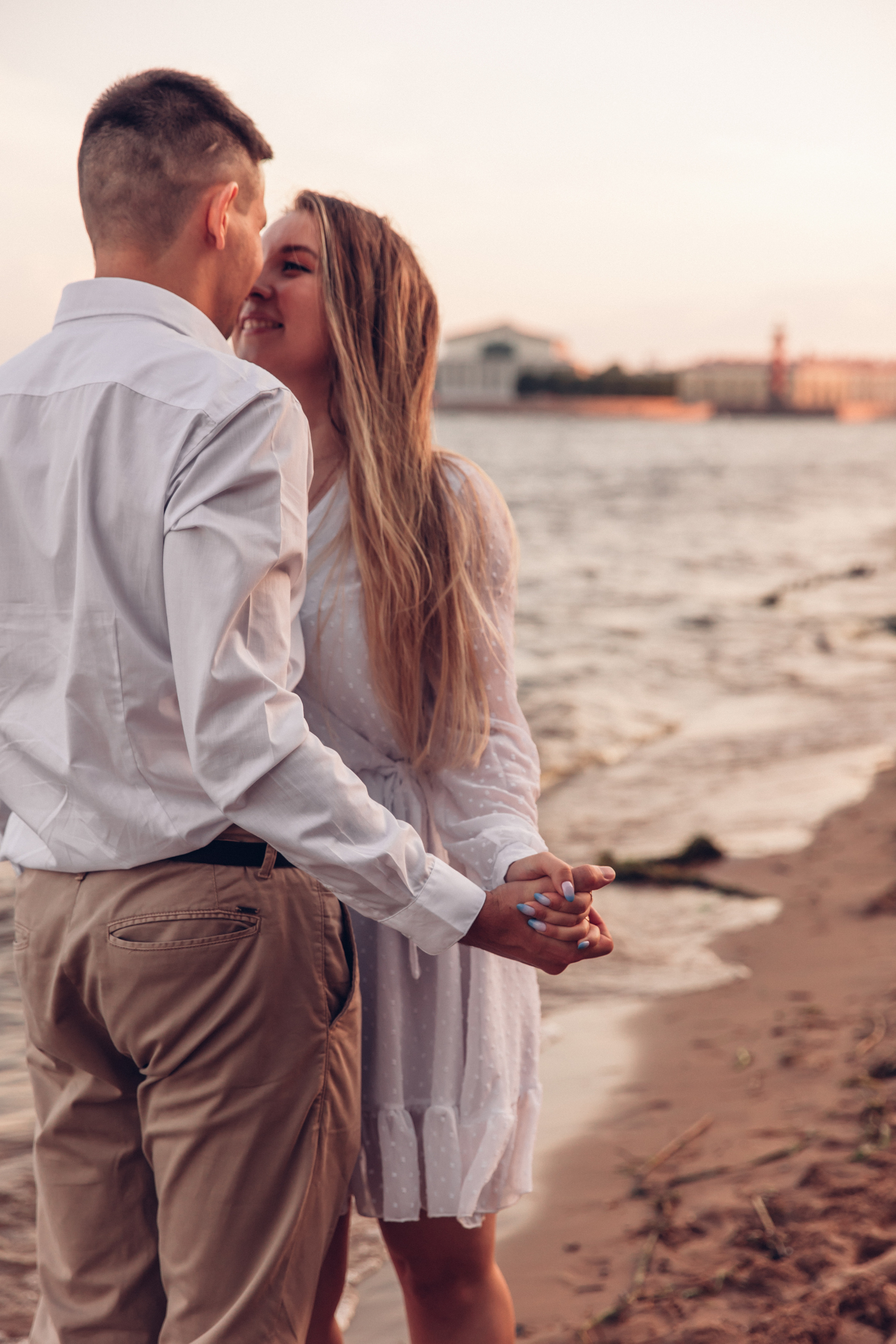 Ксюша и Денис, Петропавловская крепость. Семейный фотограф в Санкт-Петербурге Алиса Мохова