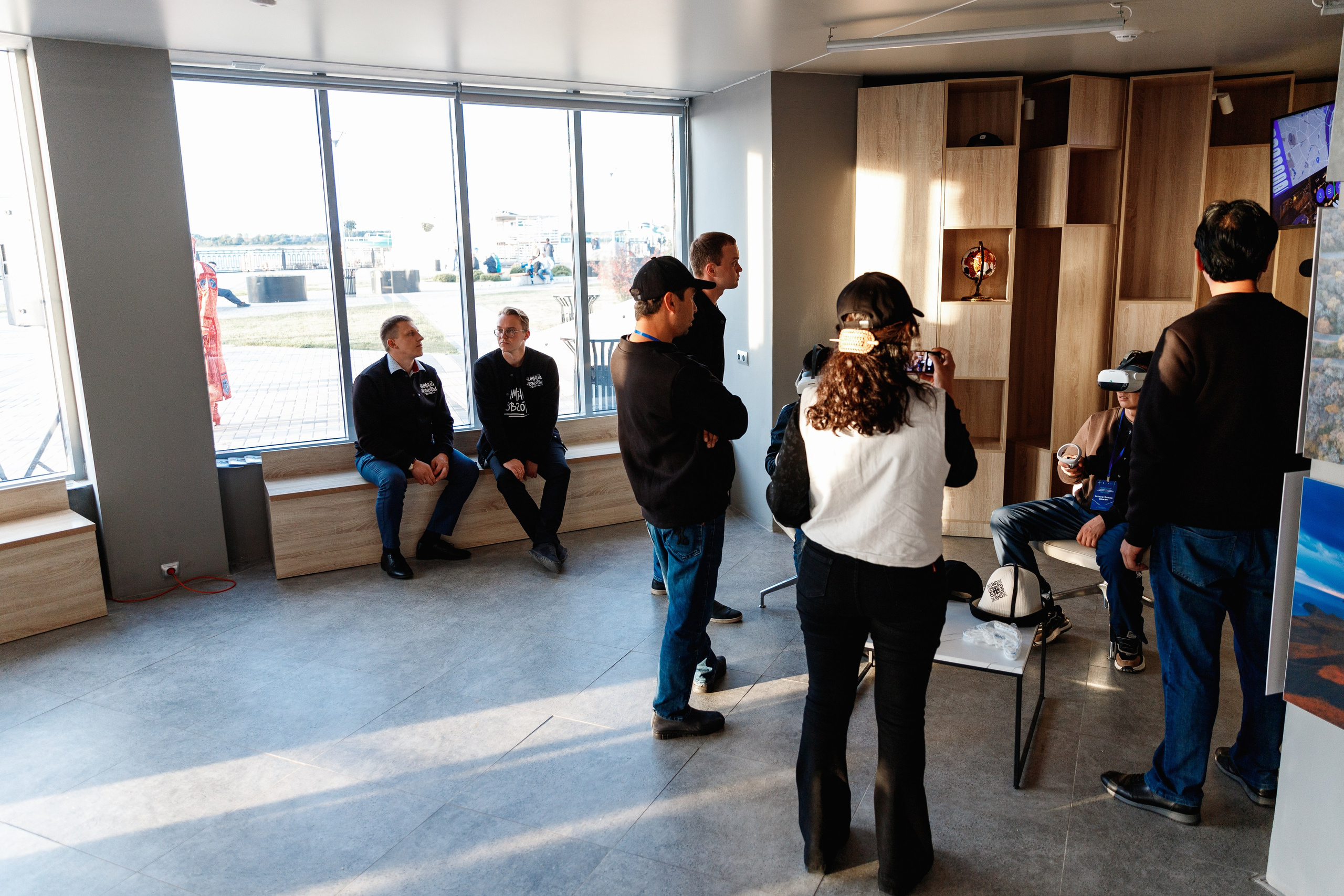 Форсайт-сессия молодых иностранных лидеров. Фотограф Захваткин Роман