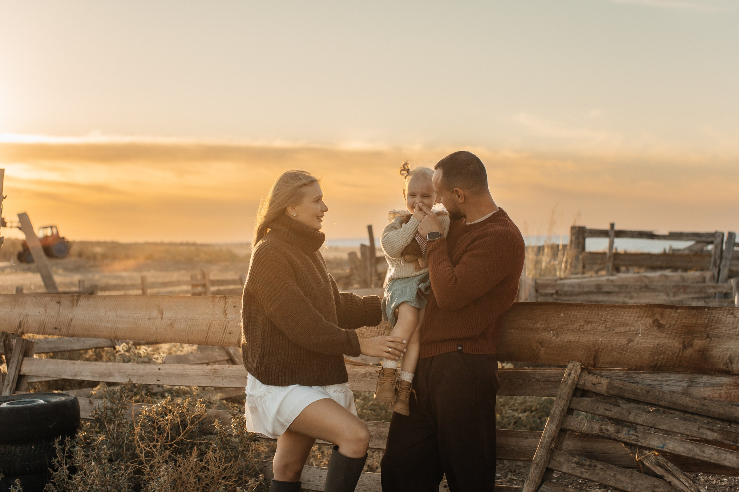 Артем Настя и Николь. Семейный фотограф в Волгодонске Краченцева Анна