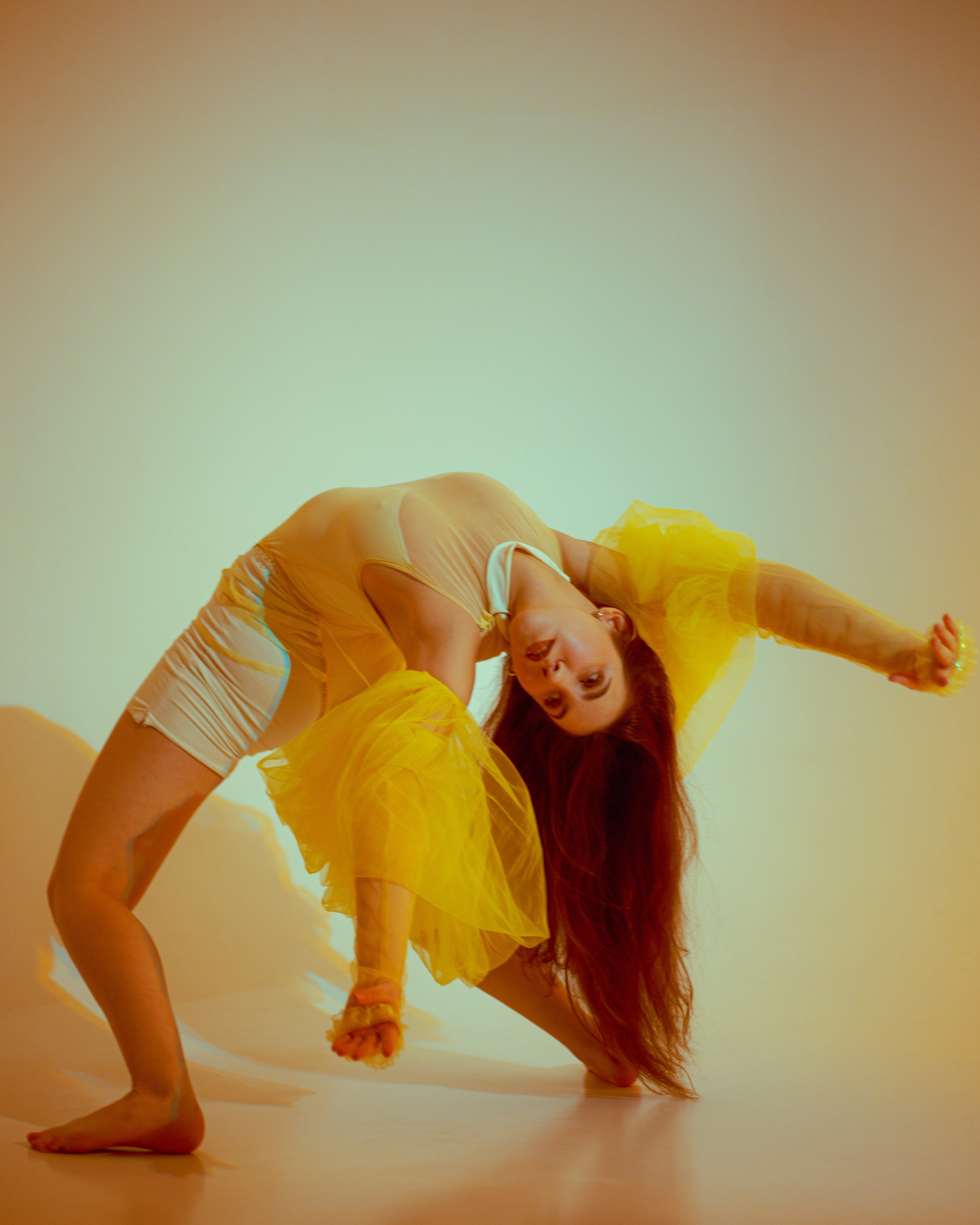 Магия танца: Солнце и Вода. Арт-фотограф Крис Л. в Тобольске: портрет, семейные, свадьбы