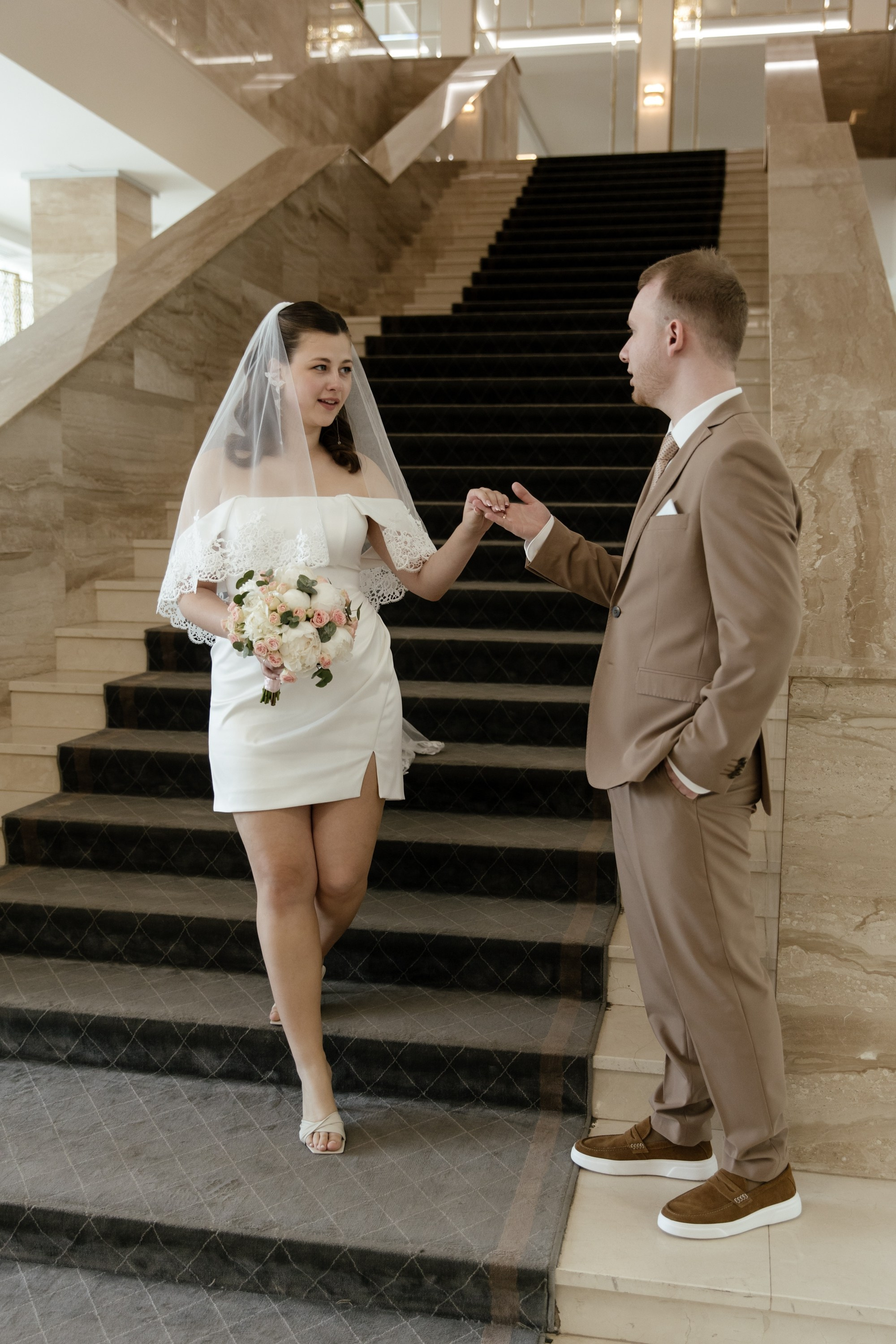 Марина и Артем — Пушкинская Библиотека. Фотограф Сергиев Посад Москва Хованская Екатерина