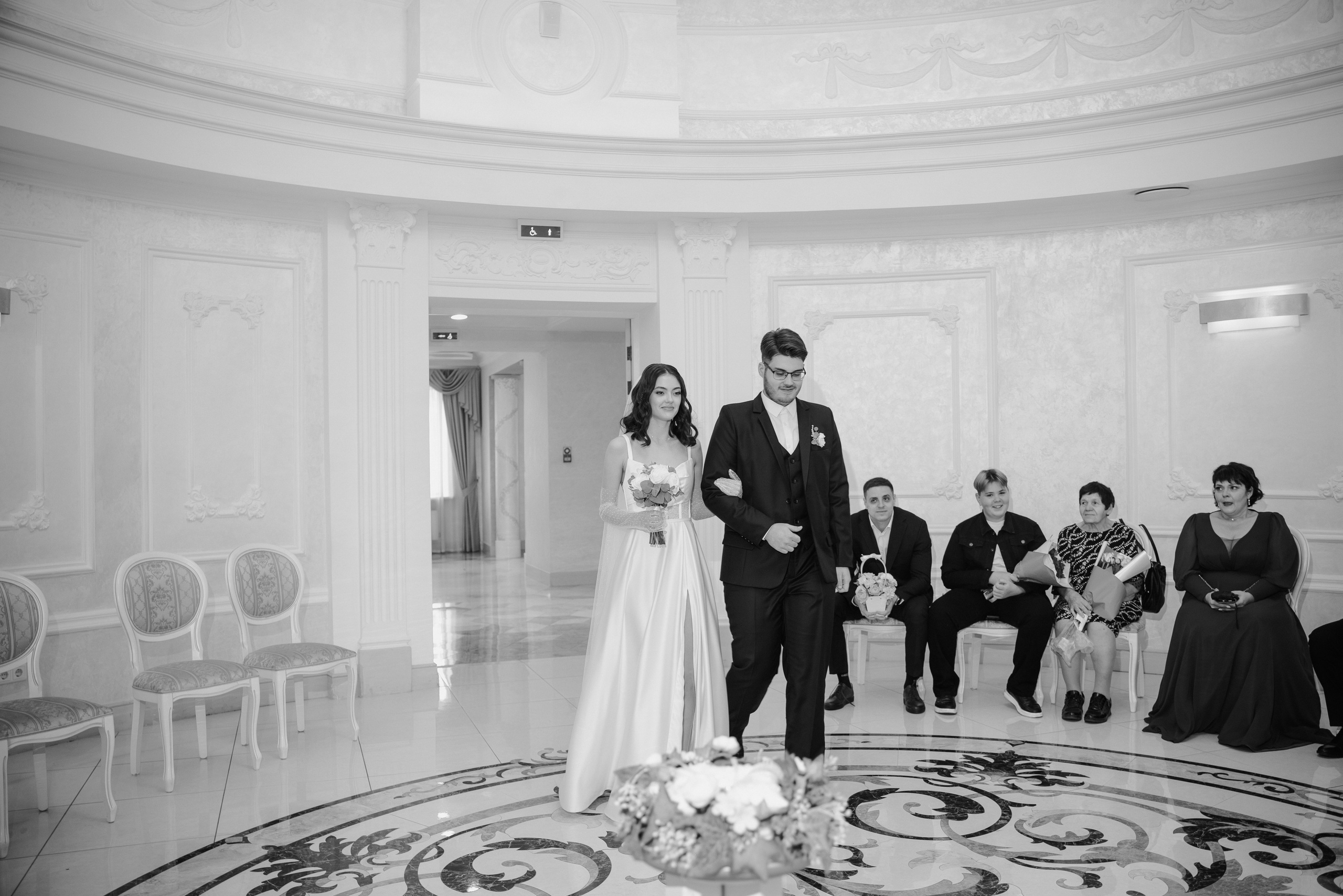 Ксения и Василий. Хвоя. Фотограф Аля Овчарова