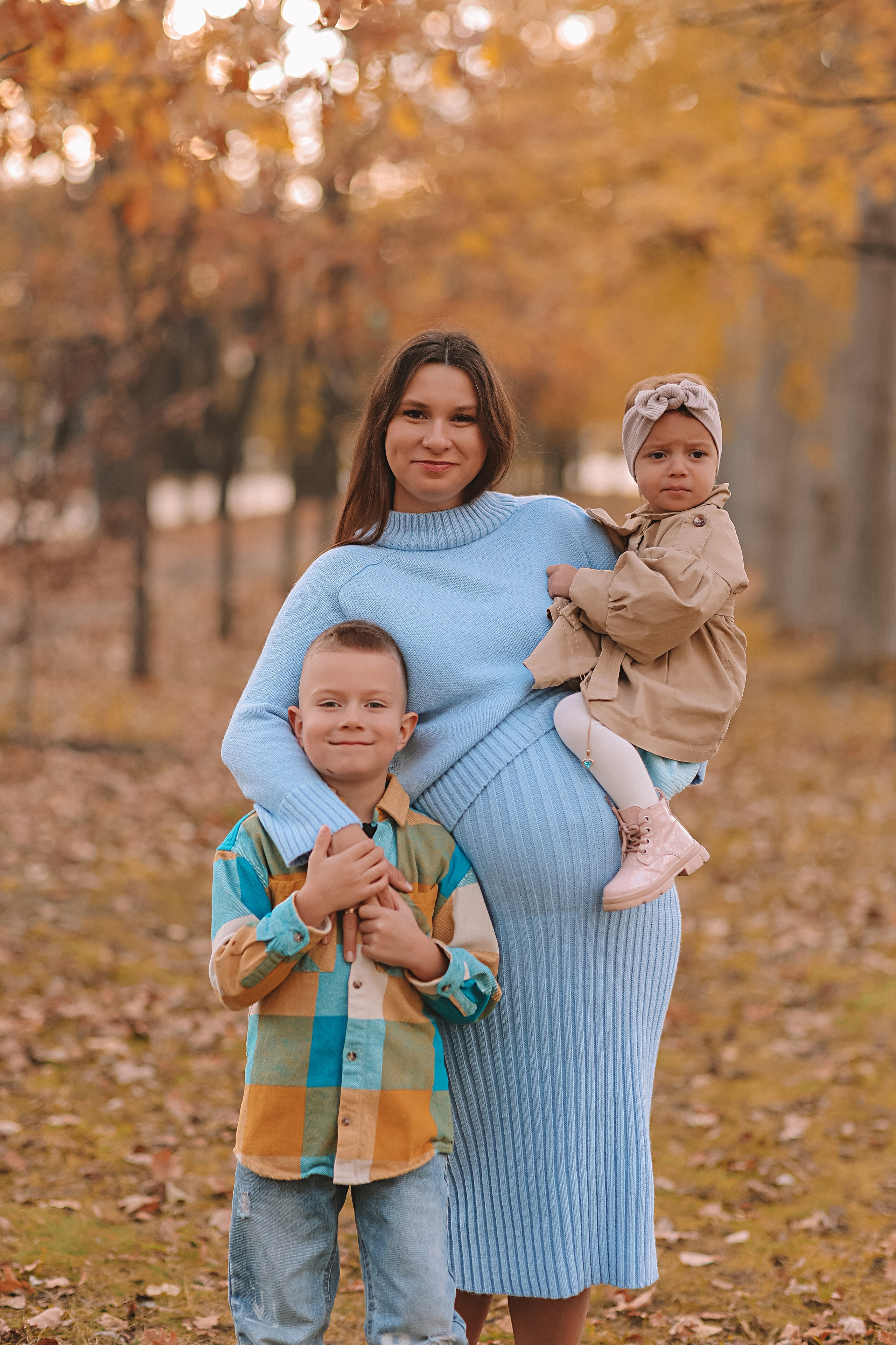 Осень. Семейный фотограф Тюмень, фотограф на роды Салмина Мария