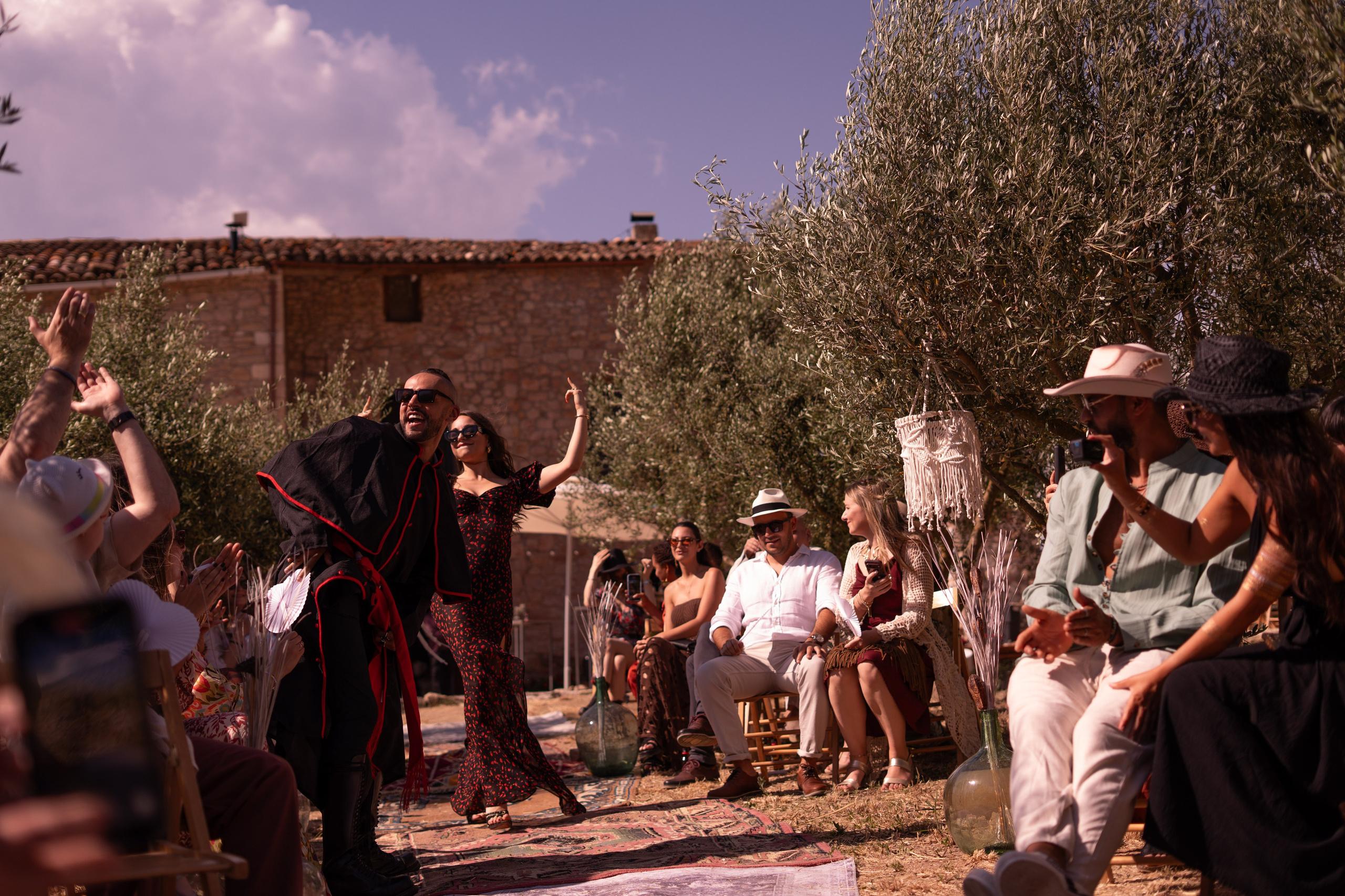 Stasy and Roberto. Wedding Photographer in Barcelona and Medellin