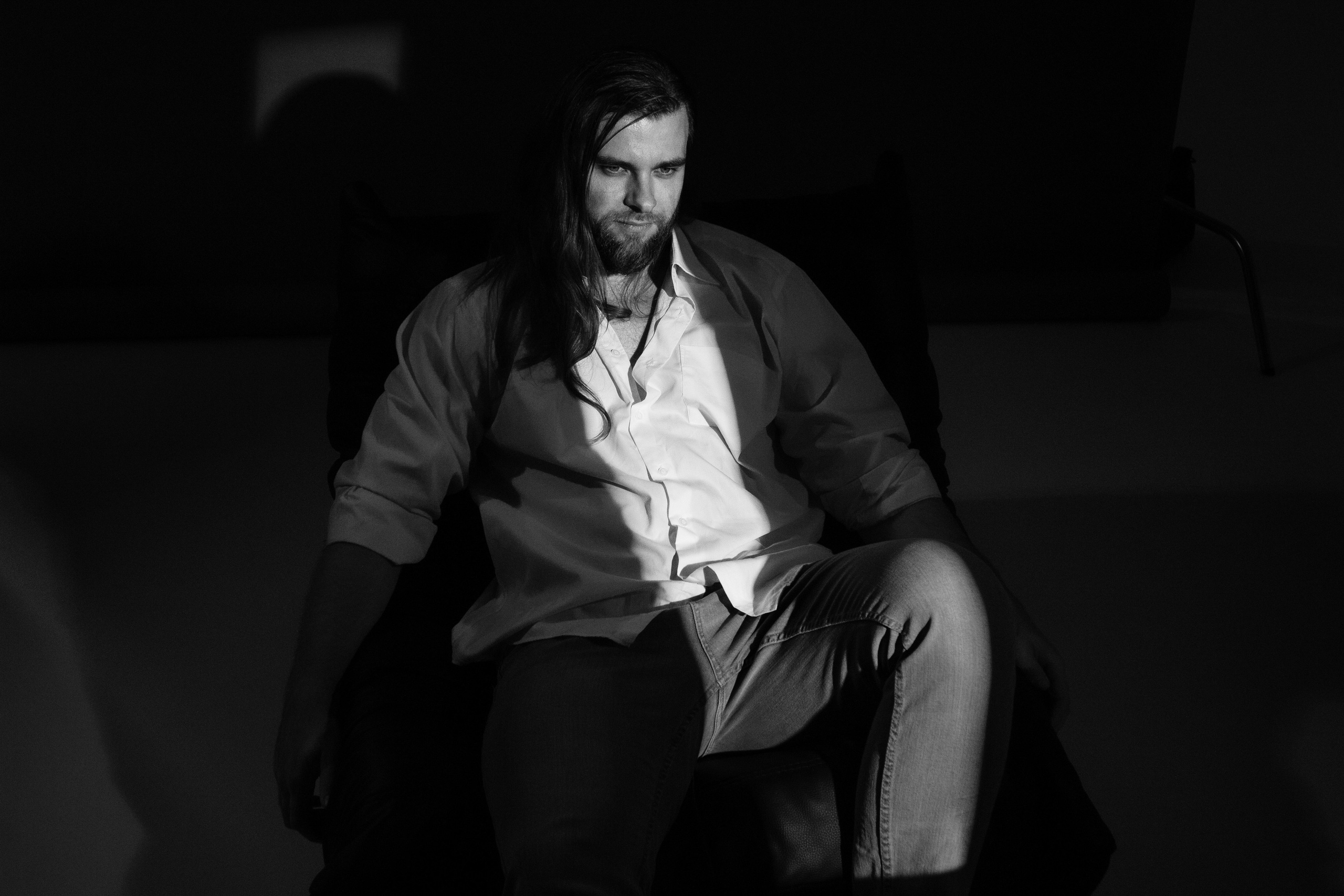 Евгений. Главная