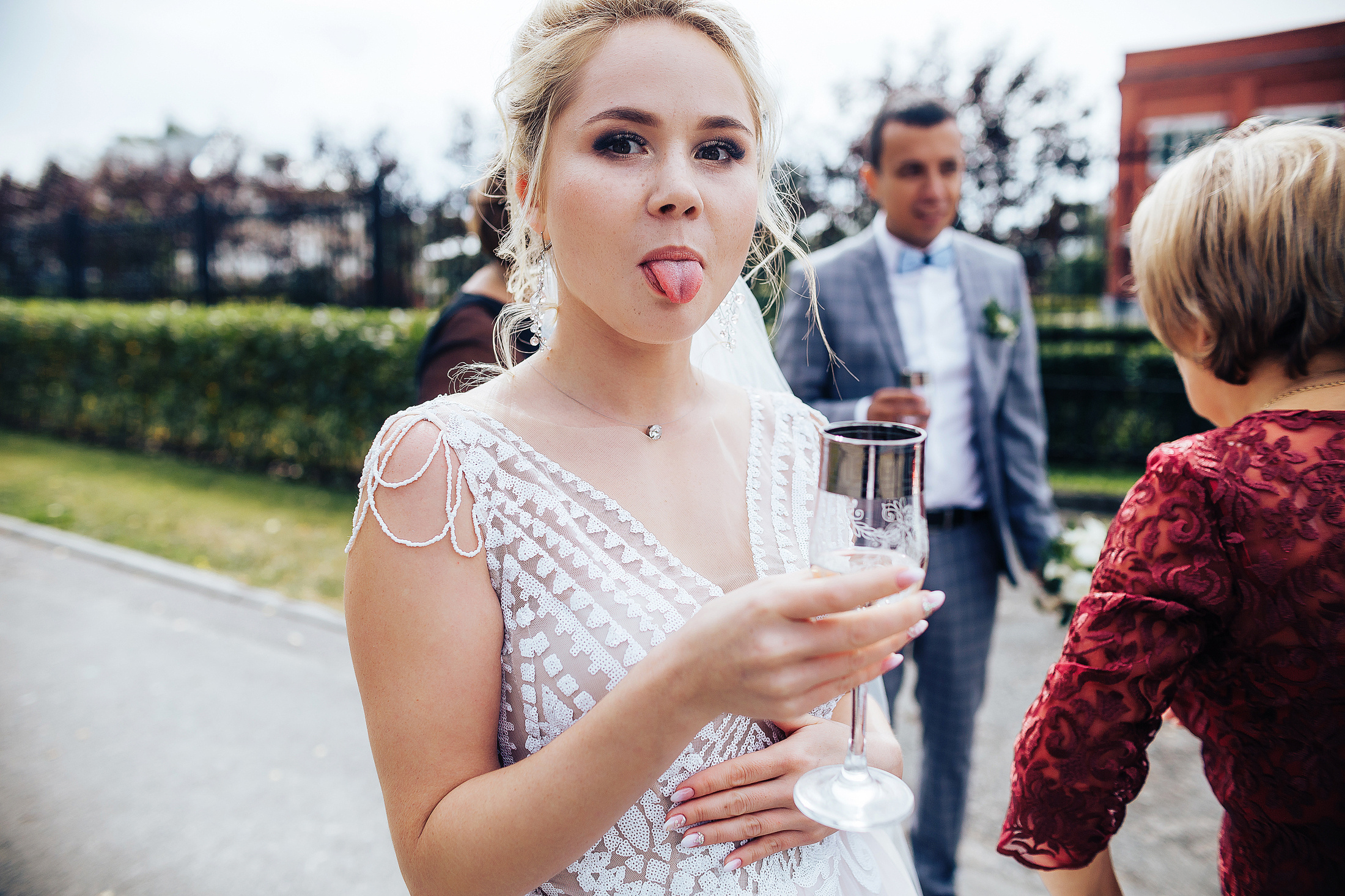 Свадебная фотосессия на сцене. Фотосъемка и видеосъемка в Калининграде Liveemotion.pro