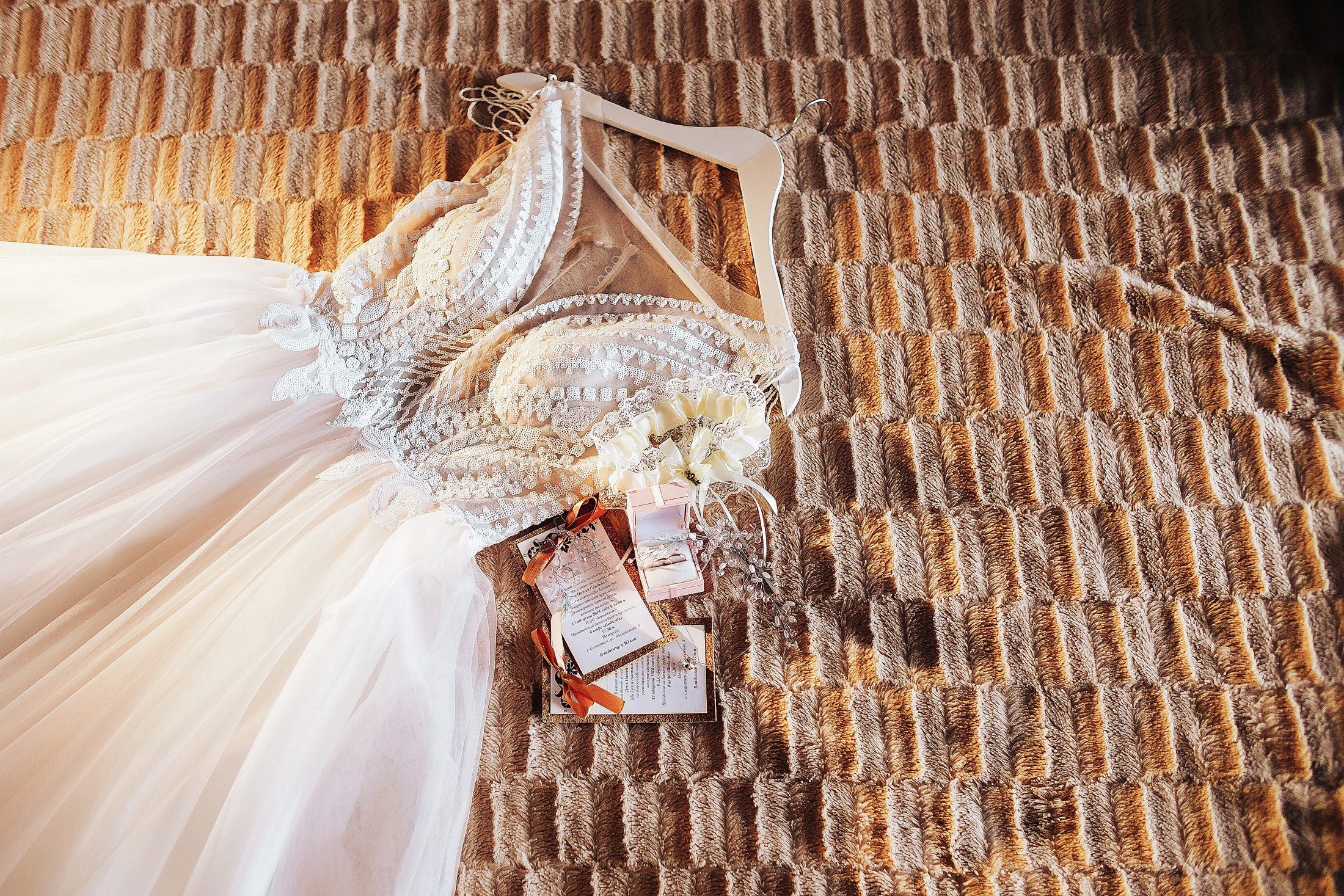 Свадебная фотосессия на сцене. Фотосъемка и видеосъемка в Калининграде Liveemotion.pro