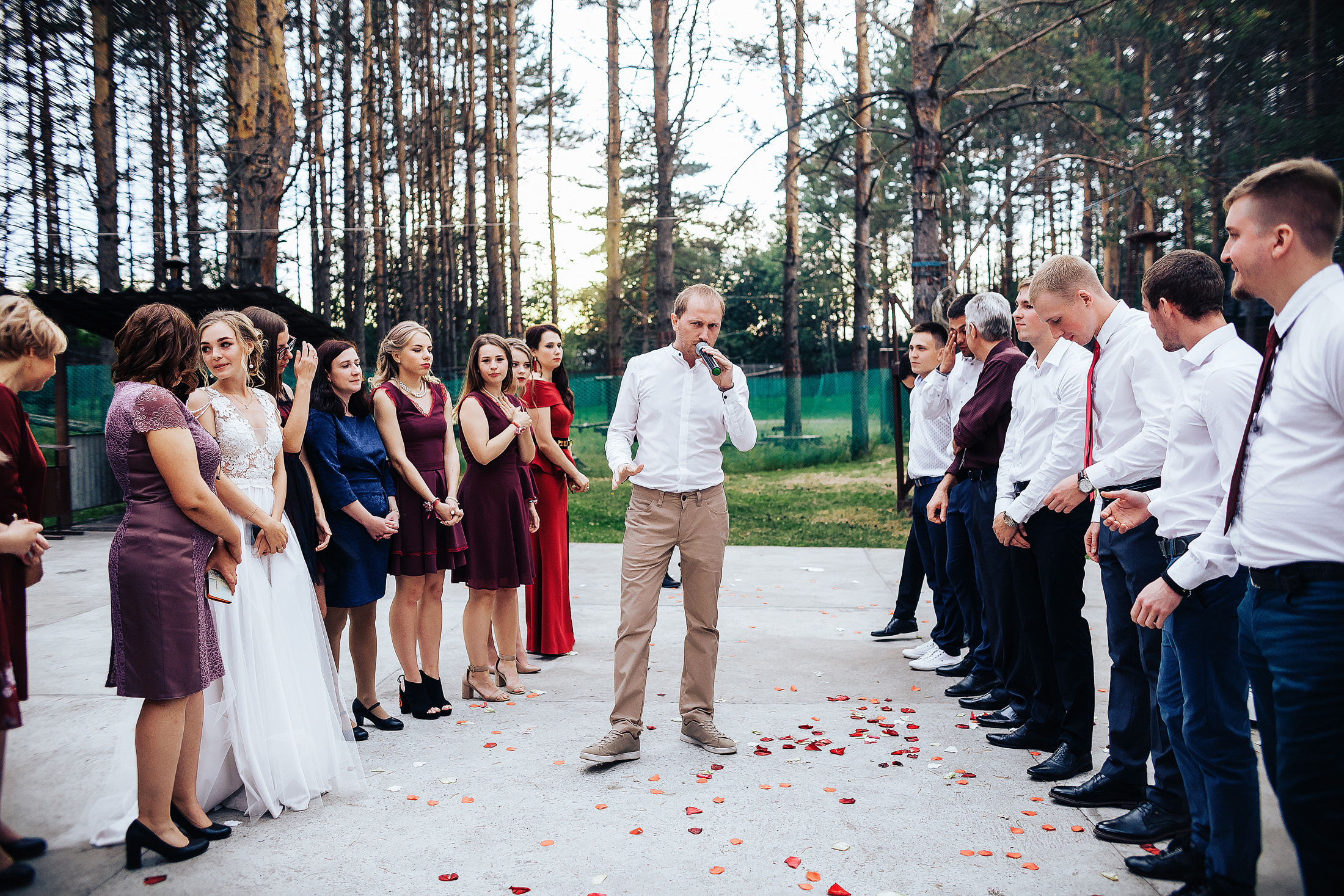 Молодежная фотосъемка свадьбы с бургерами. Фотосъемка и видеосъемка в Калининграде Liveemotion.pro