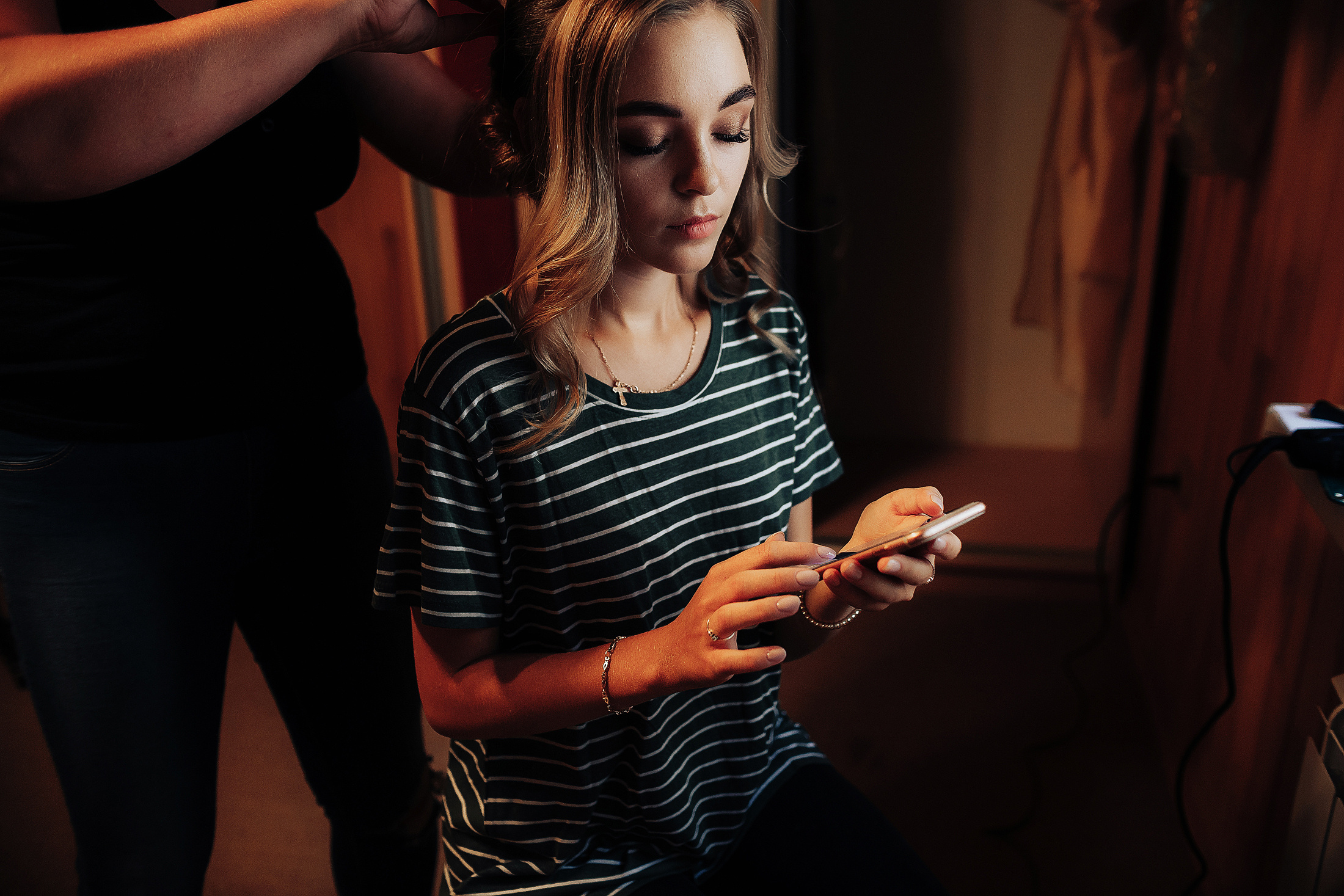 Молодежная фотосъемка свадьбы с бургерами. Фотосъемка и видеосъемка в Калининграде Liveemotion.pro