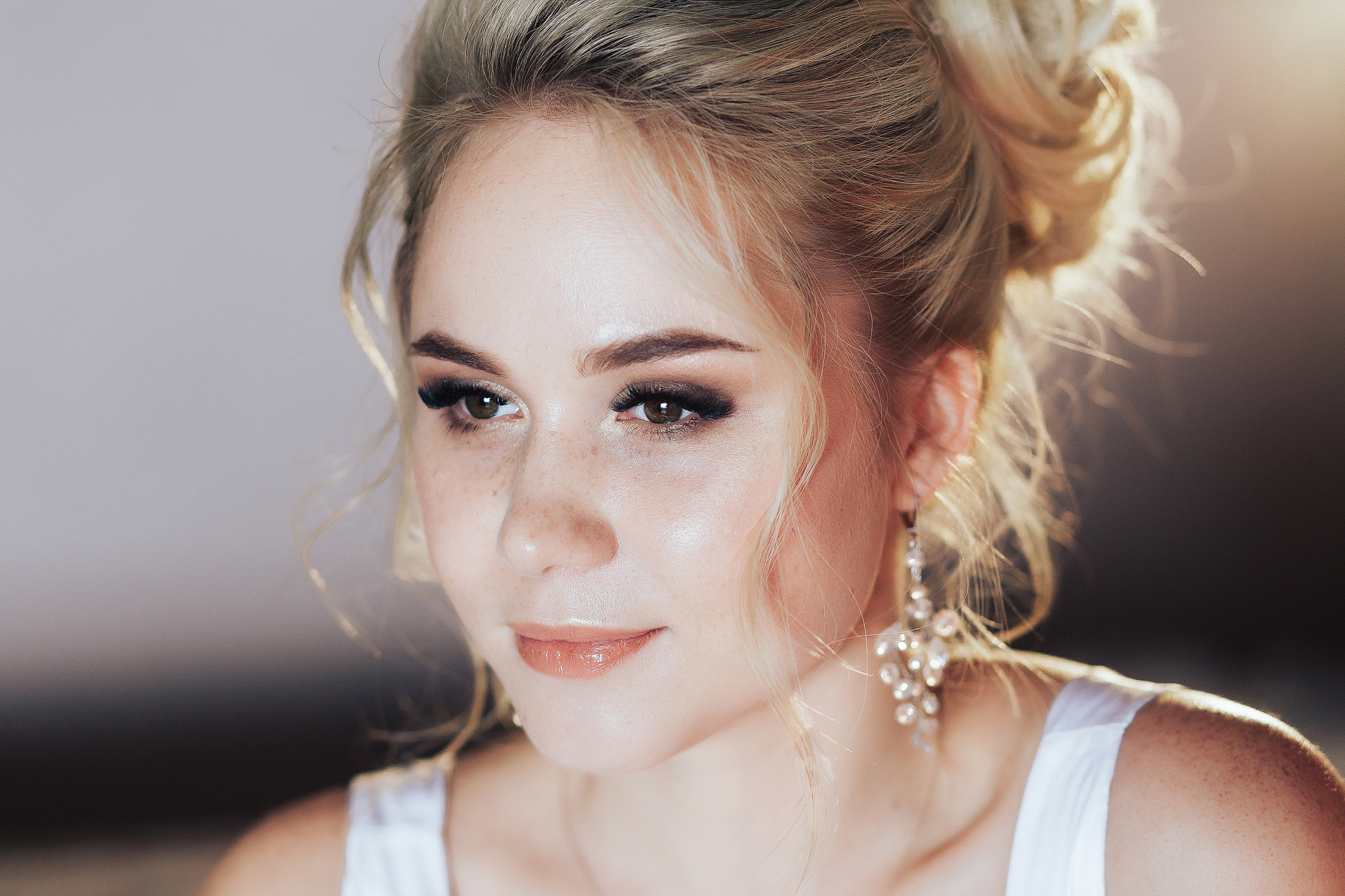 Свадебная фотосессия на сцене. Фотосъемка и видеосъемка в Калининграде Liveemotion.pro