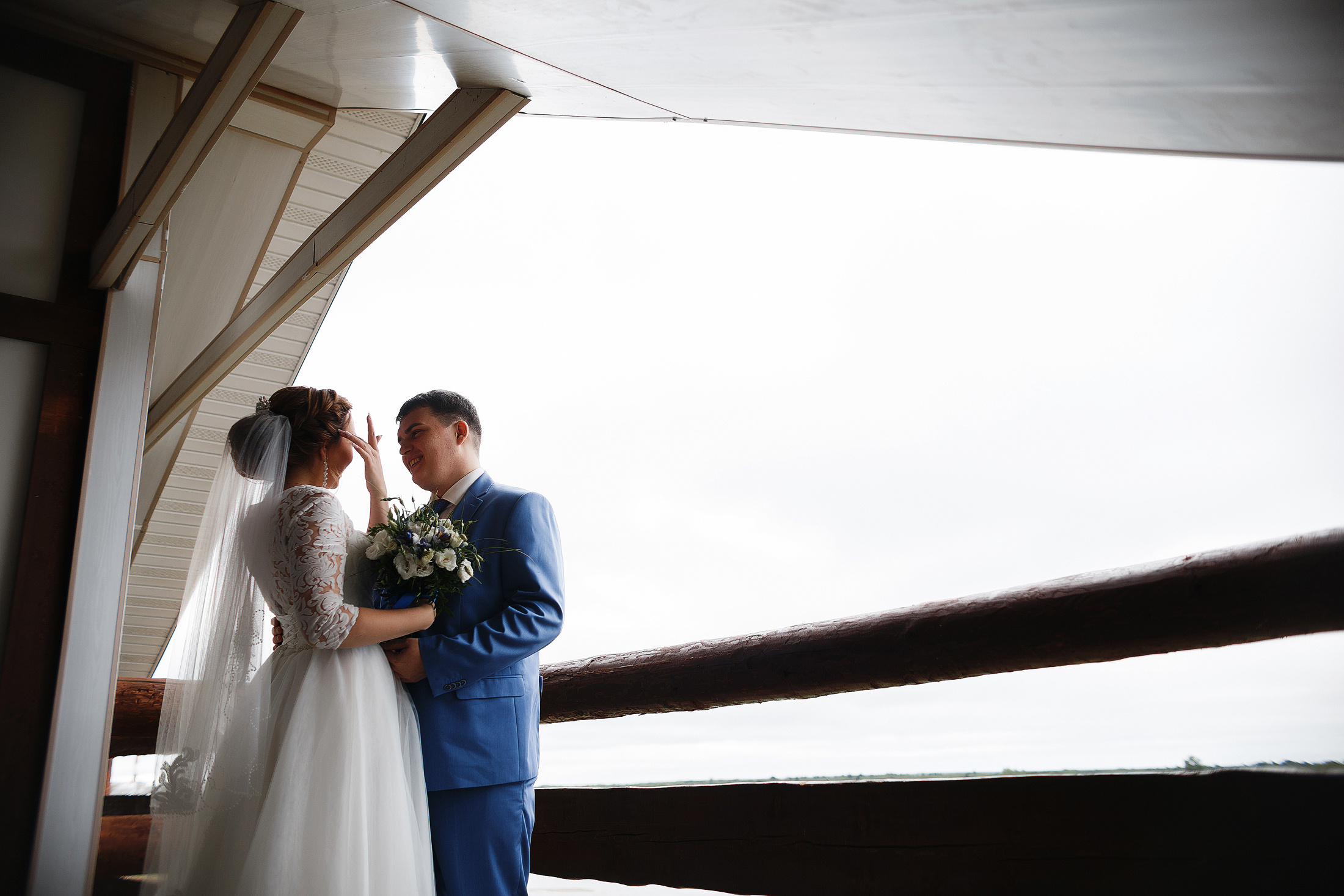 Свадебная фотосессия счастливой пары. Фотосъемка и видеосъемка в Калининграде Liveemotion.pro