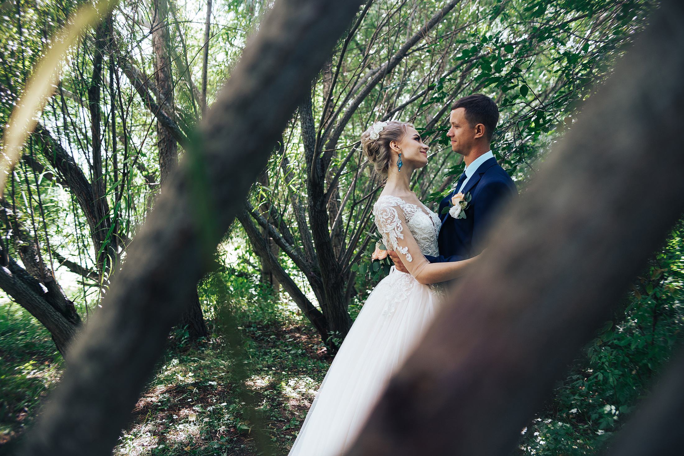 Летняя свадебная фотосъемка. Фотосъемка и видеосъемка в Калининграде Liveemotion.pro