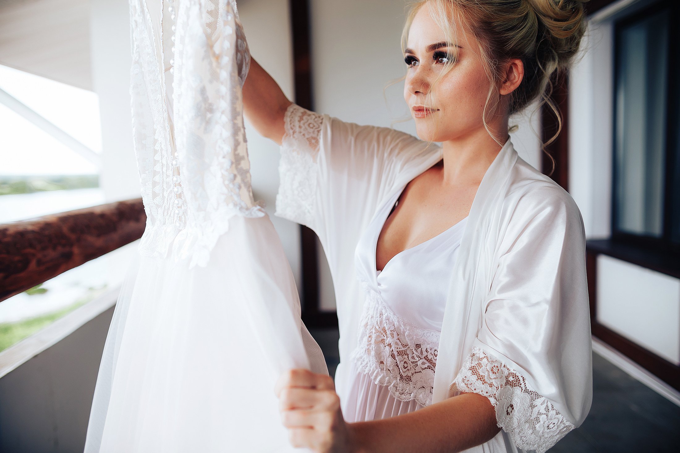 Свадебная фотосессия на сцене. Фотосъемка и видеосъемка в Калининграде Liveemotion.pro