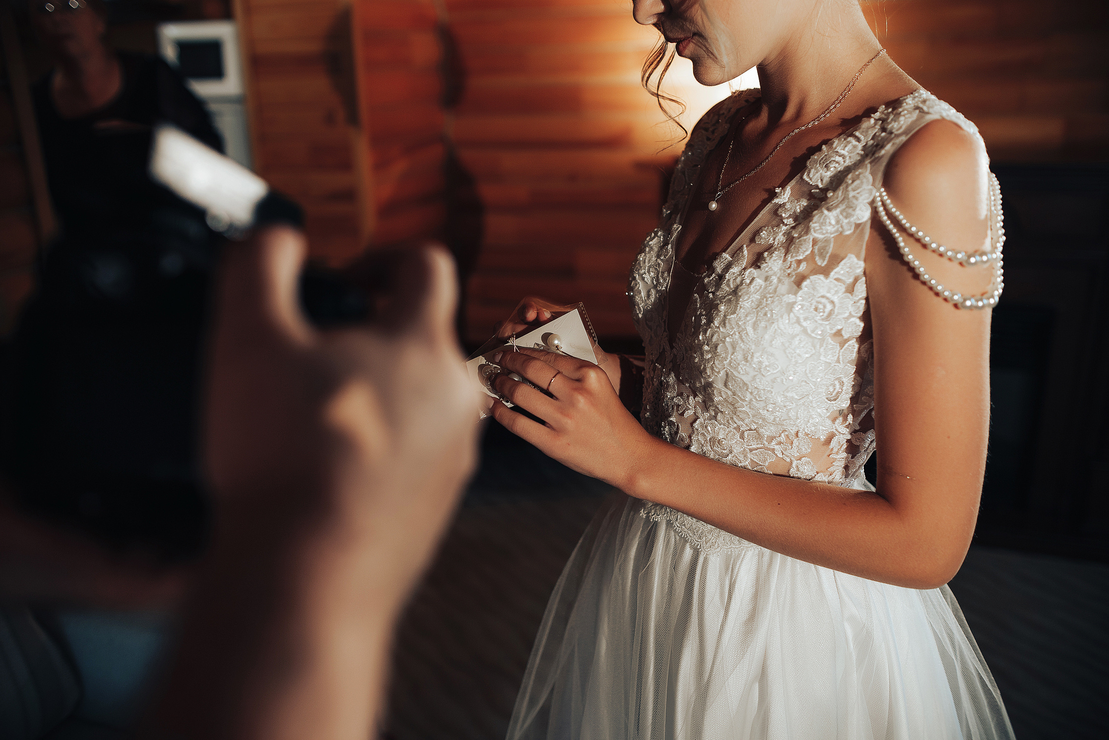 Молодежная фотосъемка свадьбы с бургерами. Фотосъемка и видеосъемка в Калининграде Liveemotion.pro