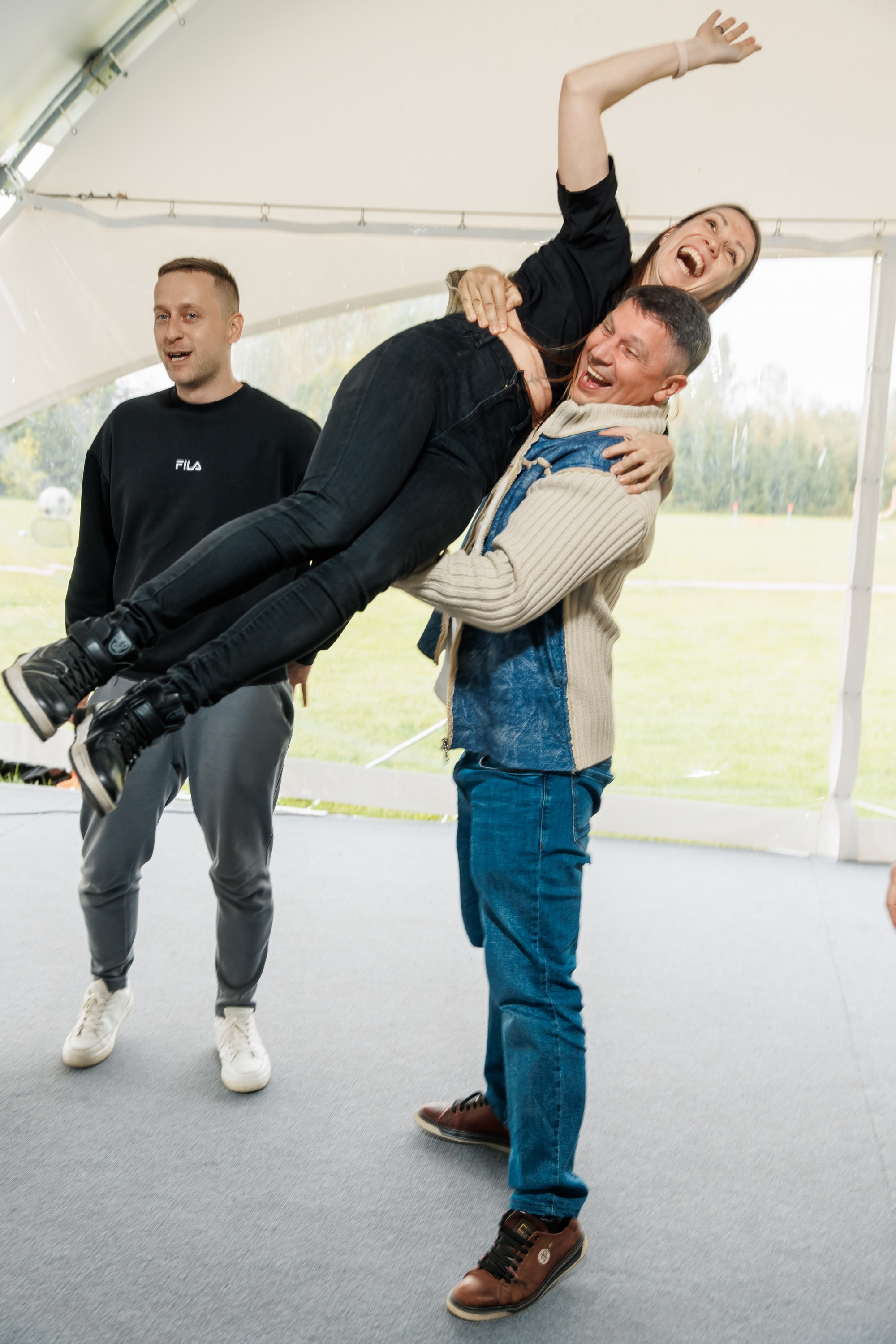 Тимбилдинг выезд. Репортажный фотограф. Москва. Алина Ланская