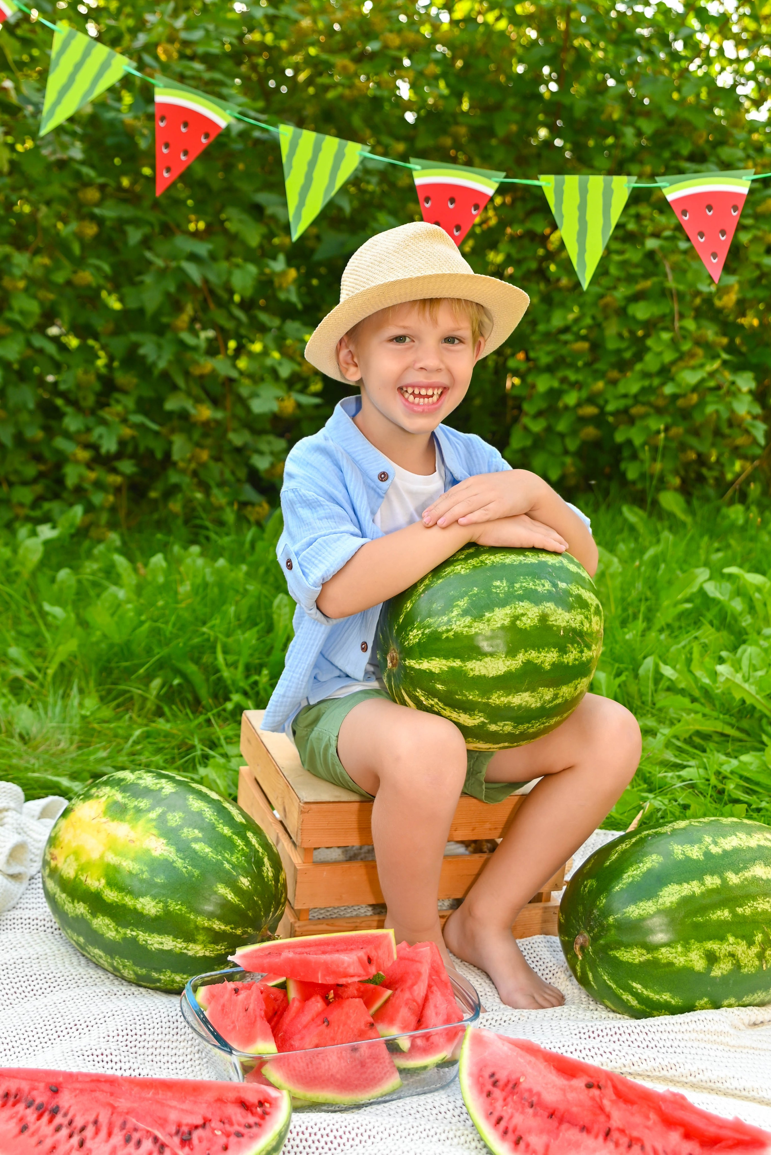 Арбузная вечеринка. Выпускные альбомы для детских садов Санкт-Петербург