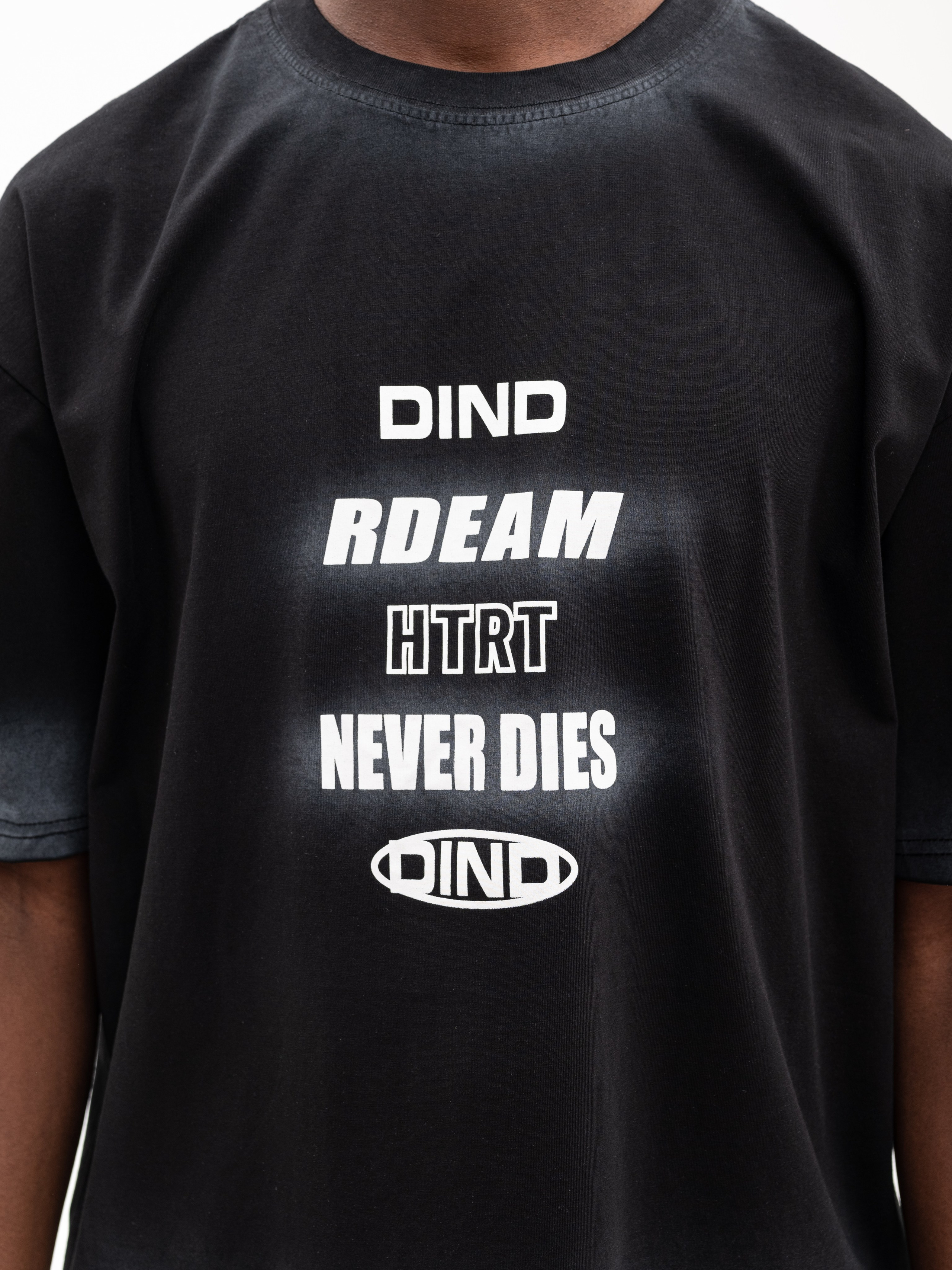 Подростковые вещи. Предметный фотограф, фото для маркетплейсов Пятигорск, КМВ