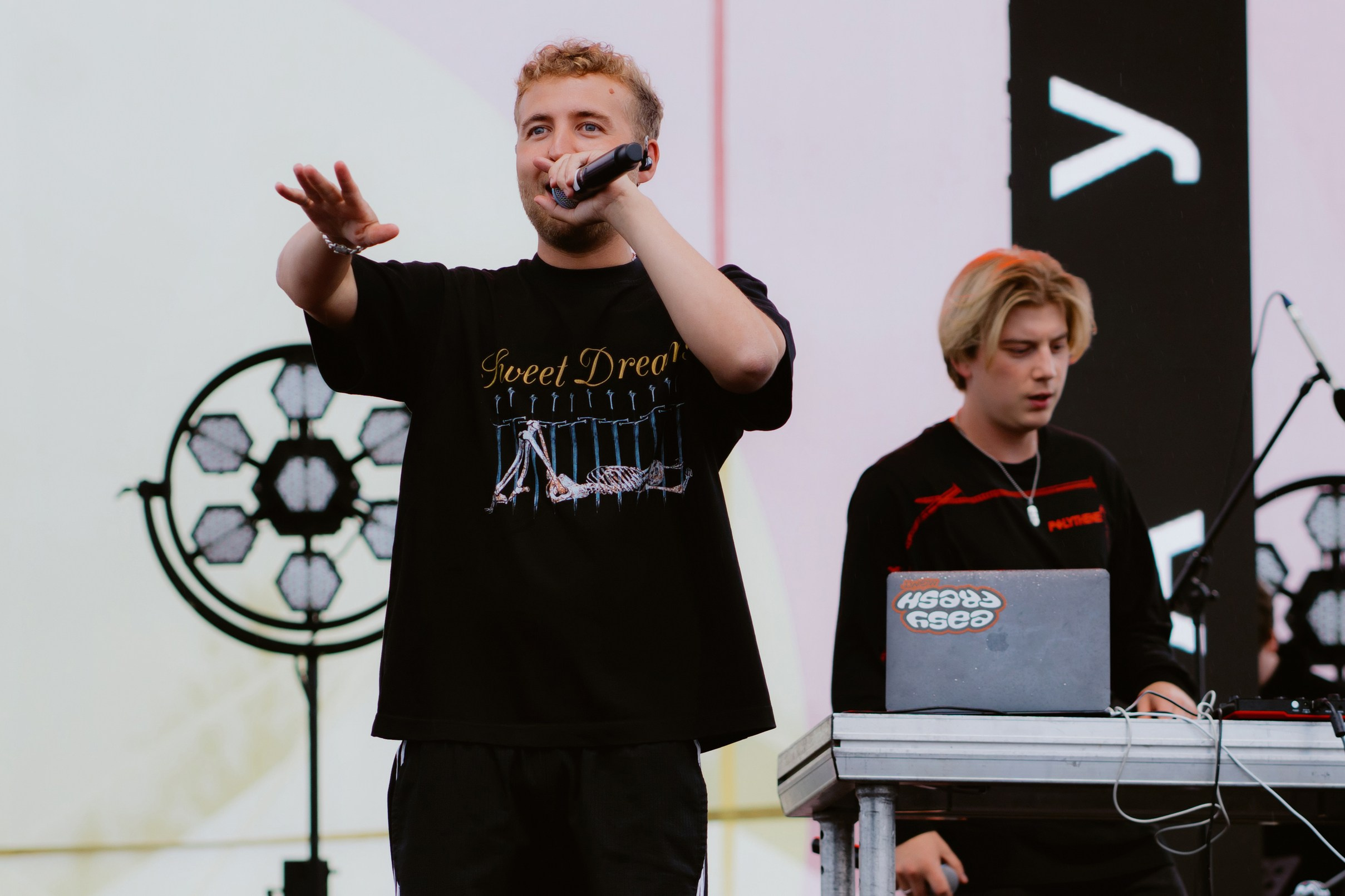 Dvor mega music festival. Photographer — ERASTOV