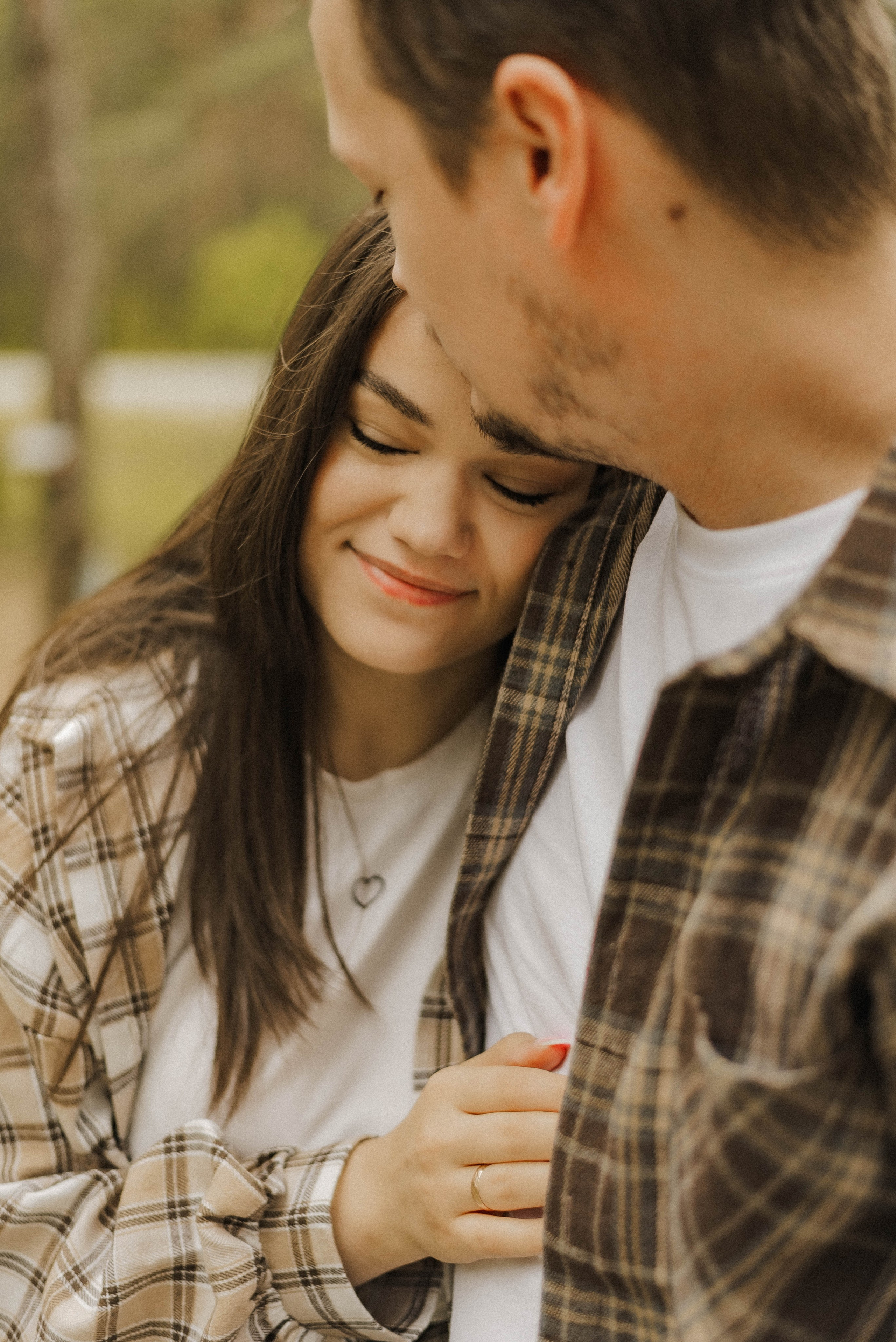 Любовь на берегу озера. Ваш личный фотограф в Пскове Анаис Рамирез