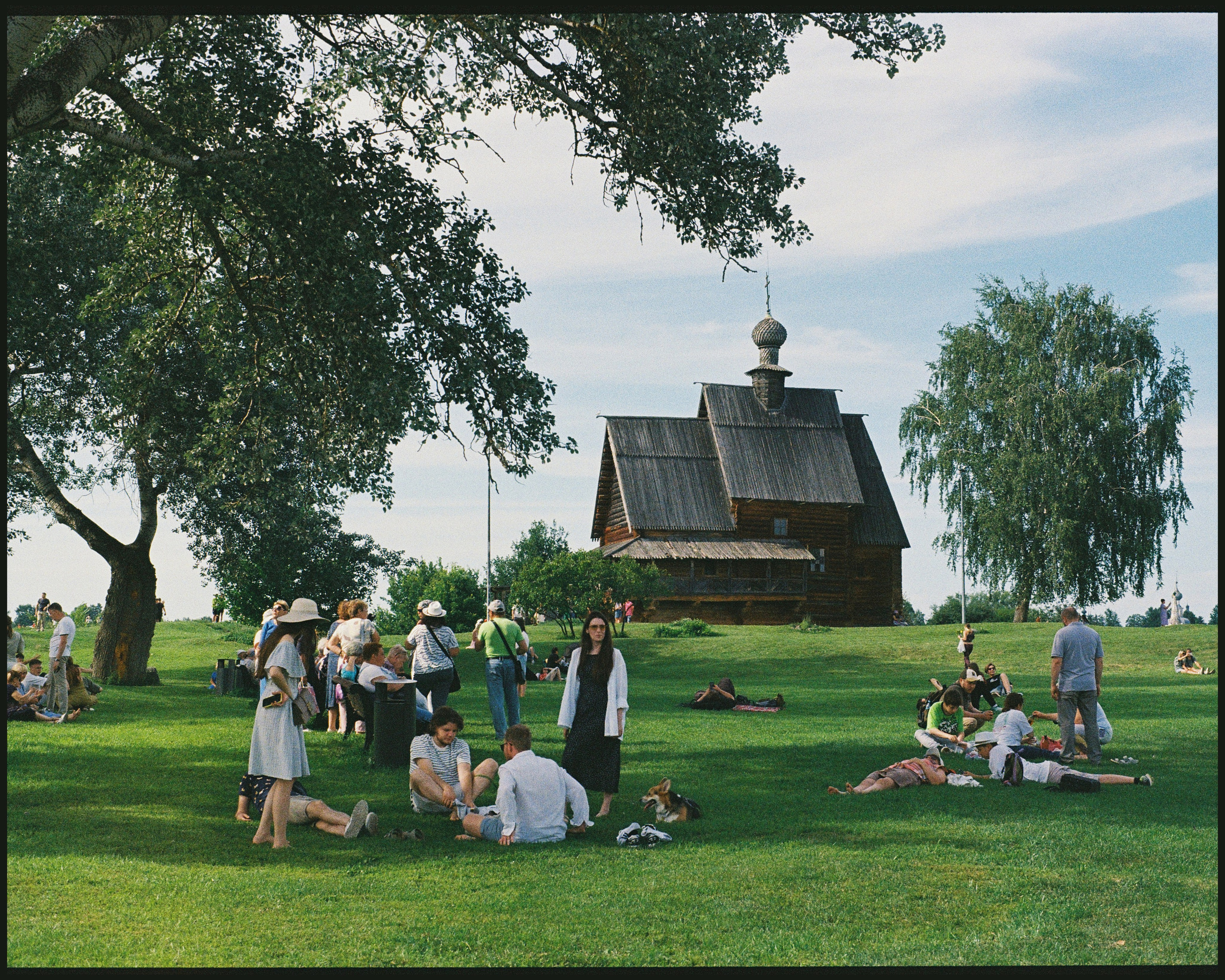 SUZDAL. ANNA — PHOTOGRAPHER