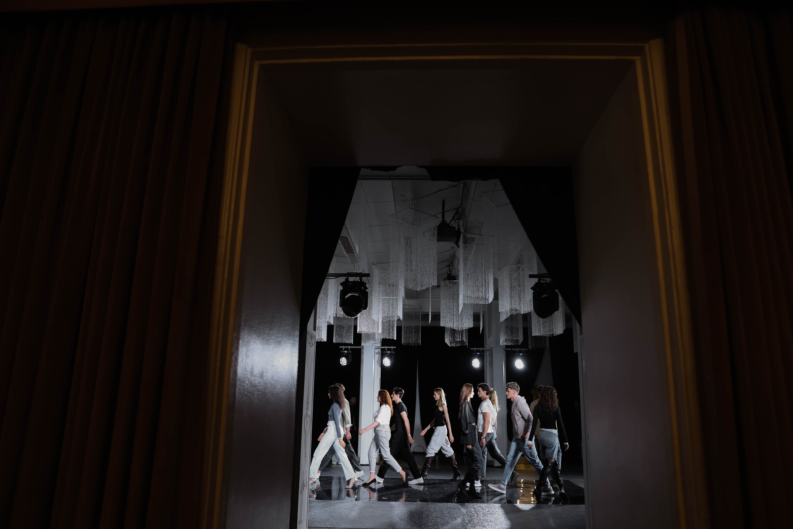 Показ Elis 14.09.2023. Свадебный фотограф FOTOKEYT