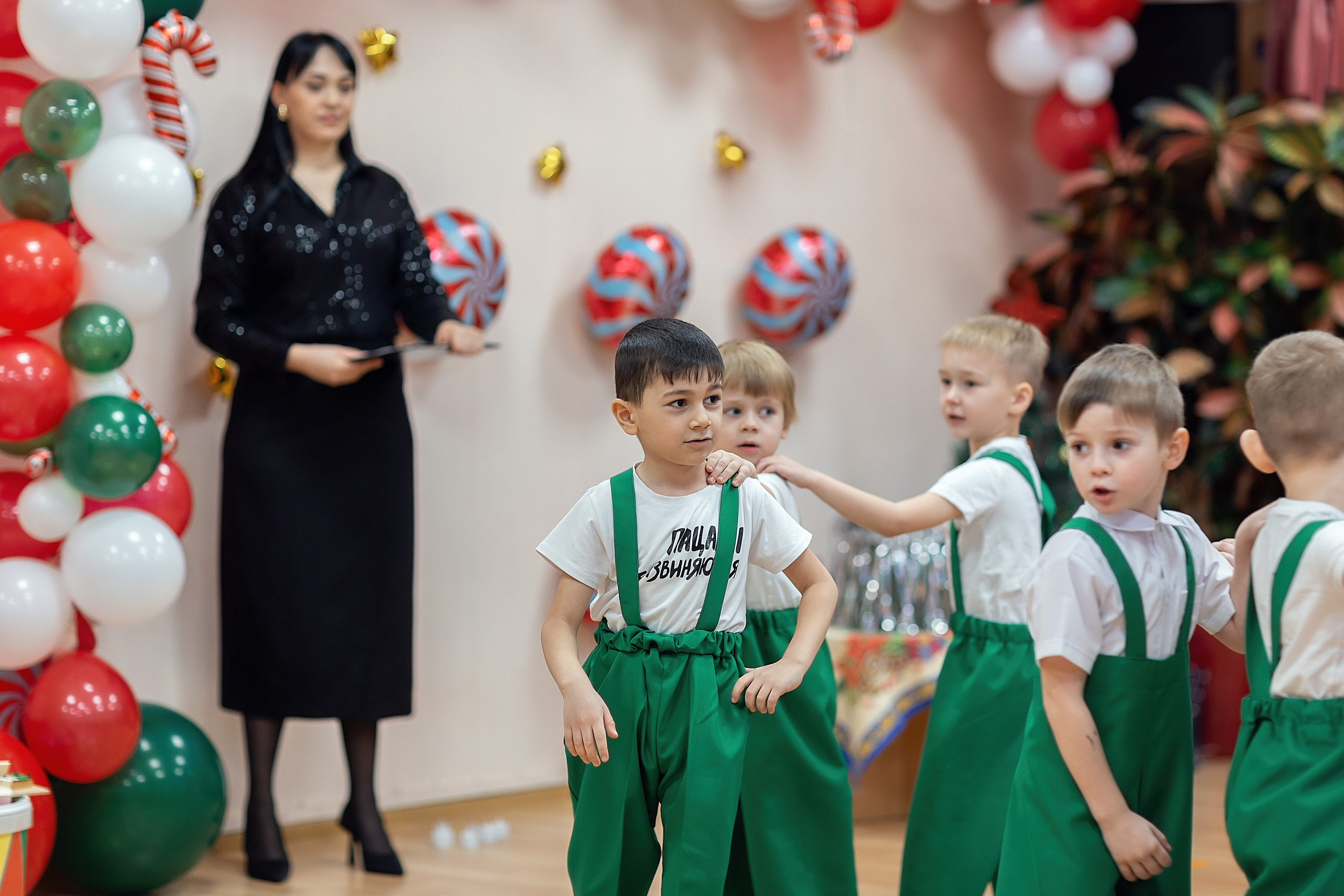 Утренник_"Карамельная фабрика» 2024. Семейный фотограф в Санкт-Петербурге