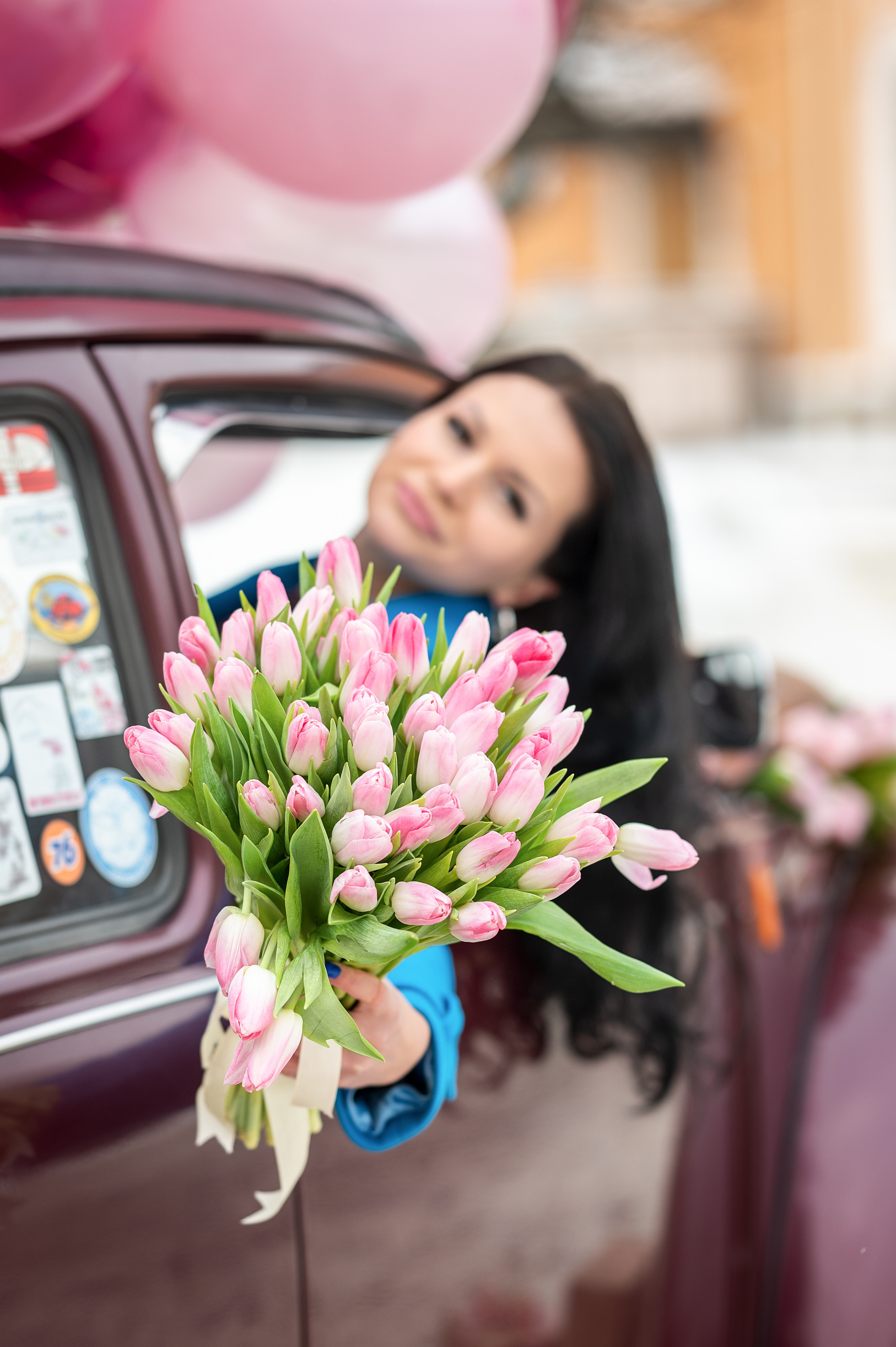 Фотосессия Марины с тюльпанами и ретроавто. Фотограф Елена Сасс Москва