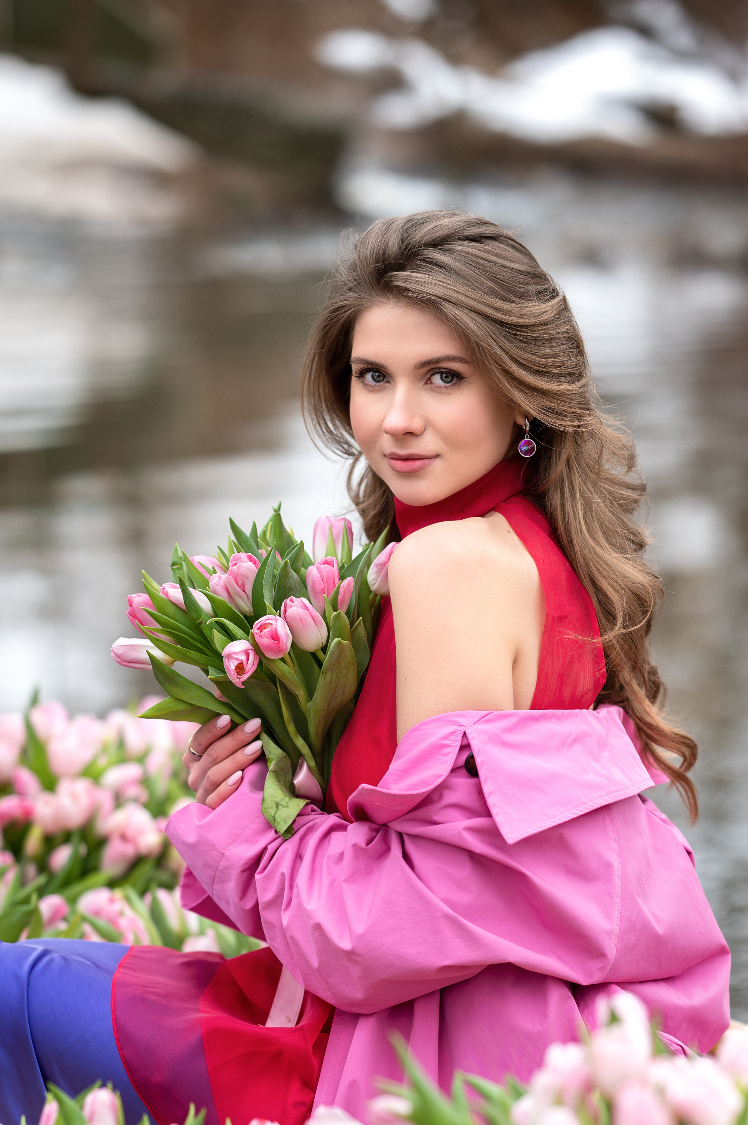 Фотосессия в лодке с тюльпанами. Фотограф Елена Сасс Москва