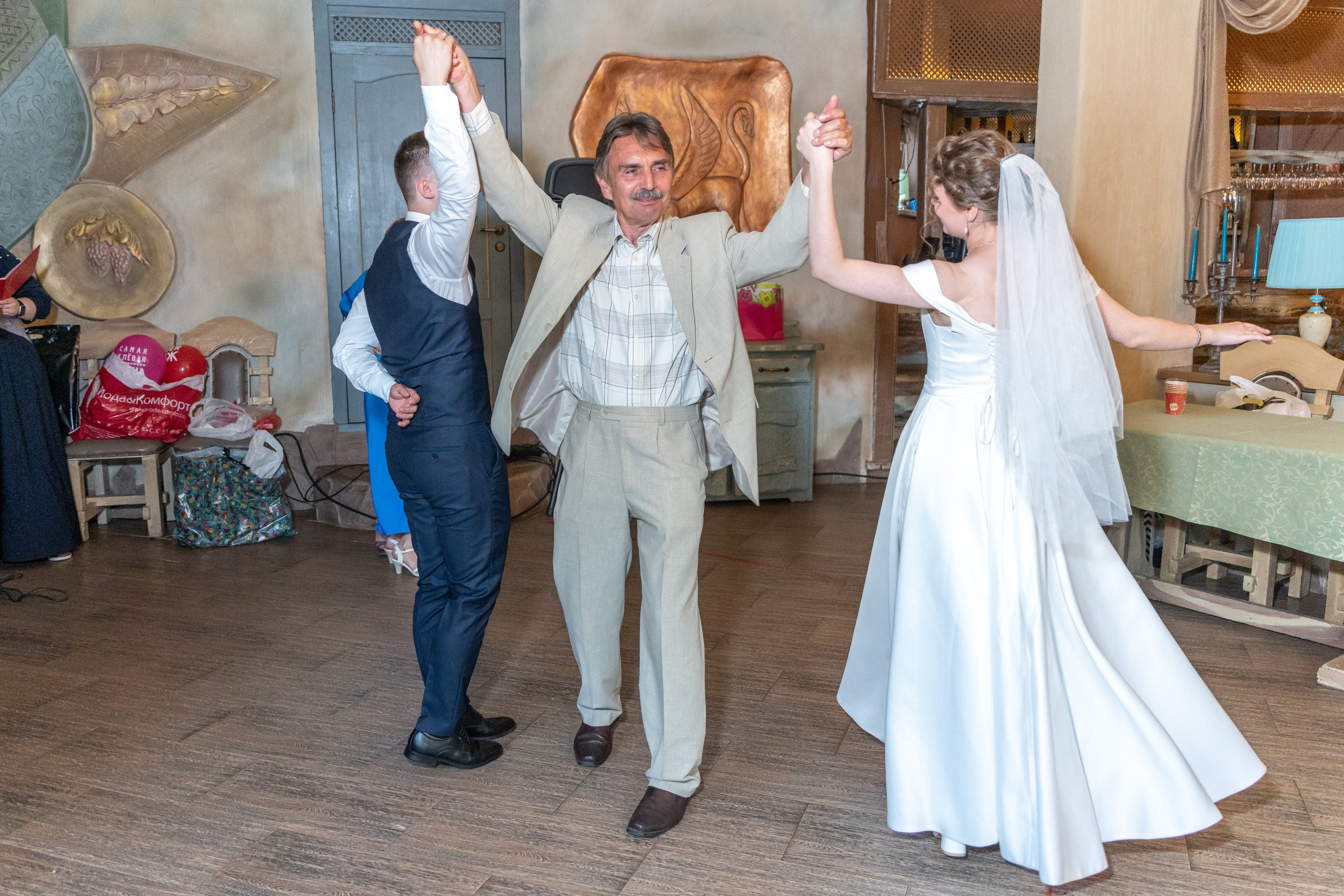 Маша и Игорь. День свадьбы. Репортажный и интерьерный фотограф Александра Солдатова