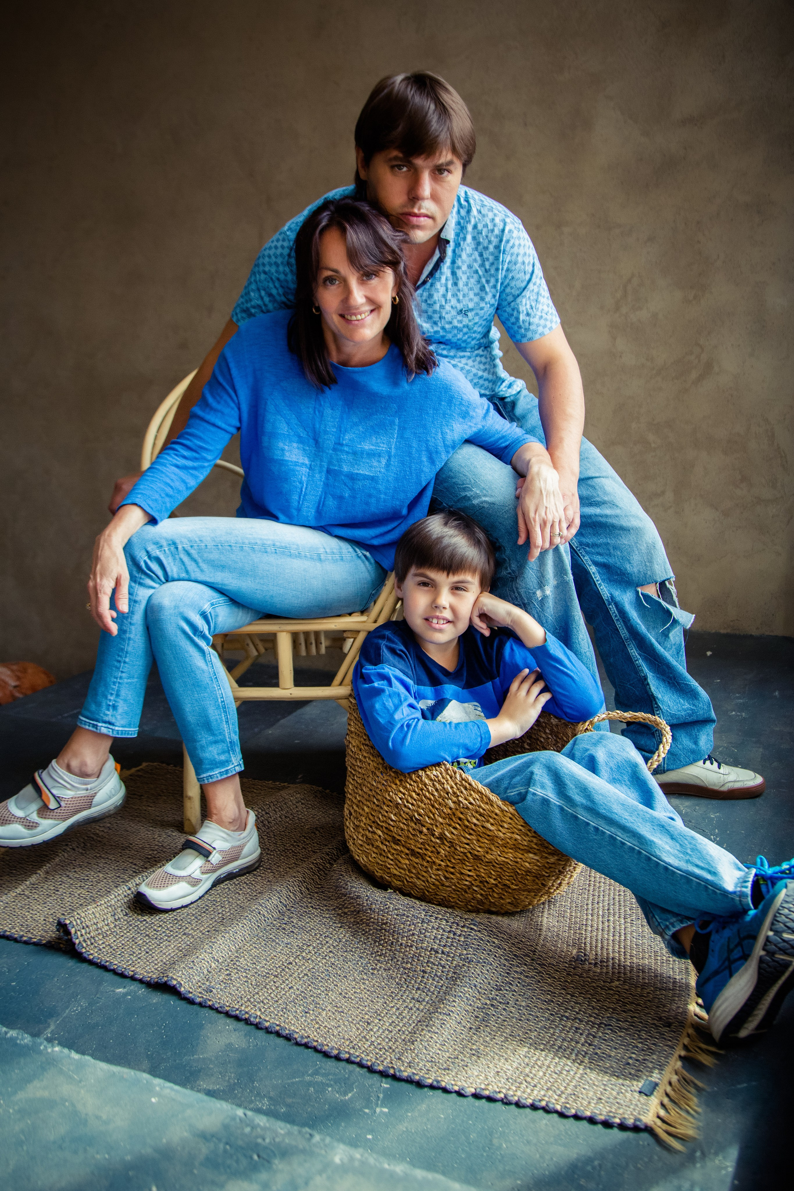 Семейная студийная фотосессия. Свадебный и семейный фотограф в Москве и Подмосковье Лариса Козлова