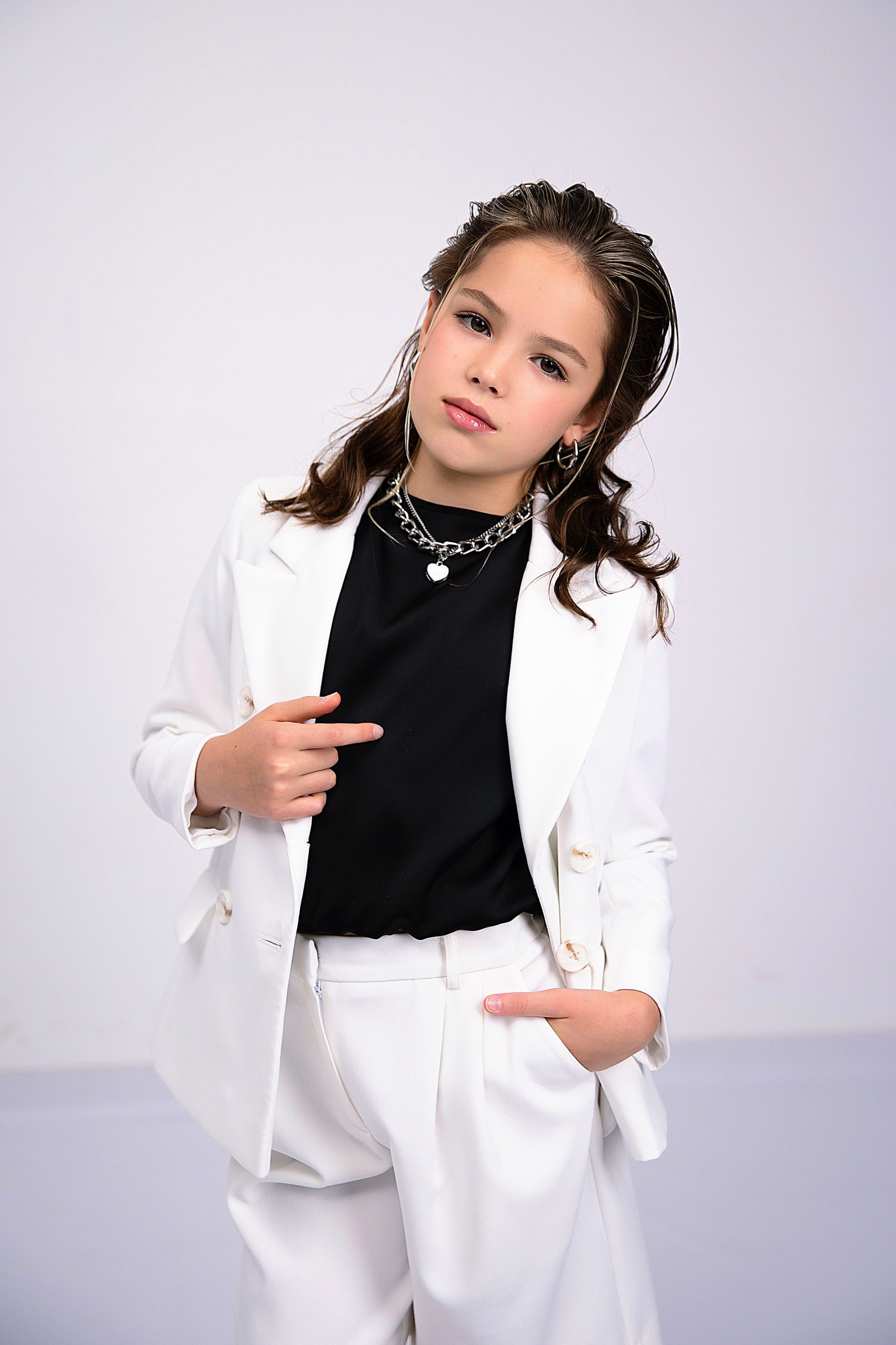 «ФАБРИКА ЗВЕЗД». Детский школьный фотограф в Кемерово Зиновьева Екатерина