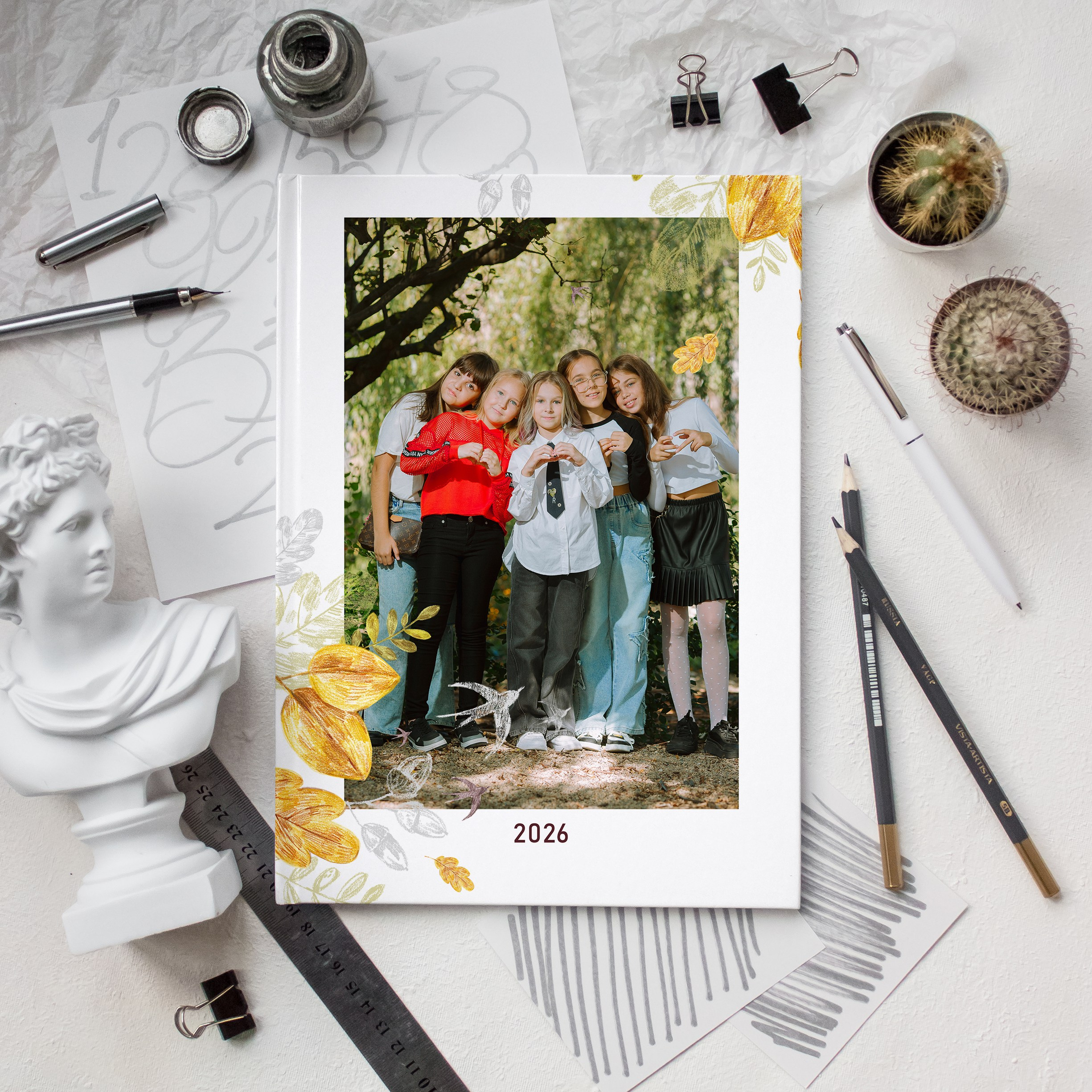 Книга 8 страниц нач школа. Выпускные альбомы Натальи Бутко: Новороссийск, Анапа, Геленджик