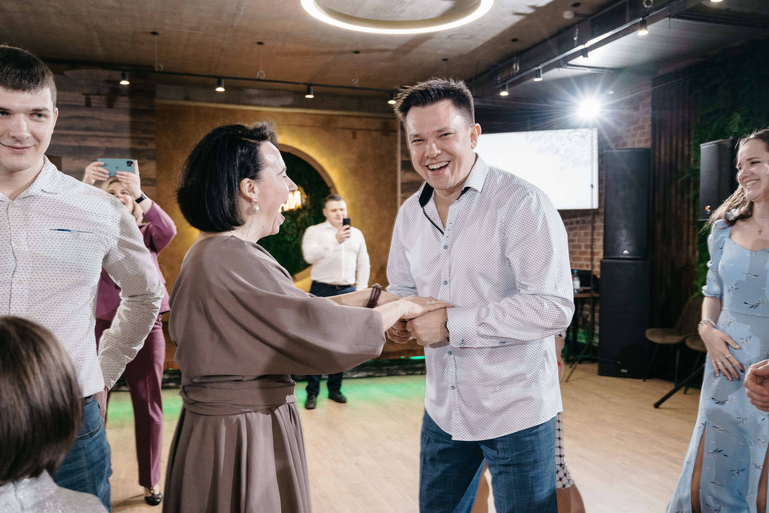 Артем и Галя. Тамара Власова