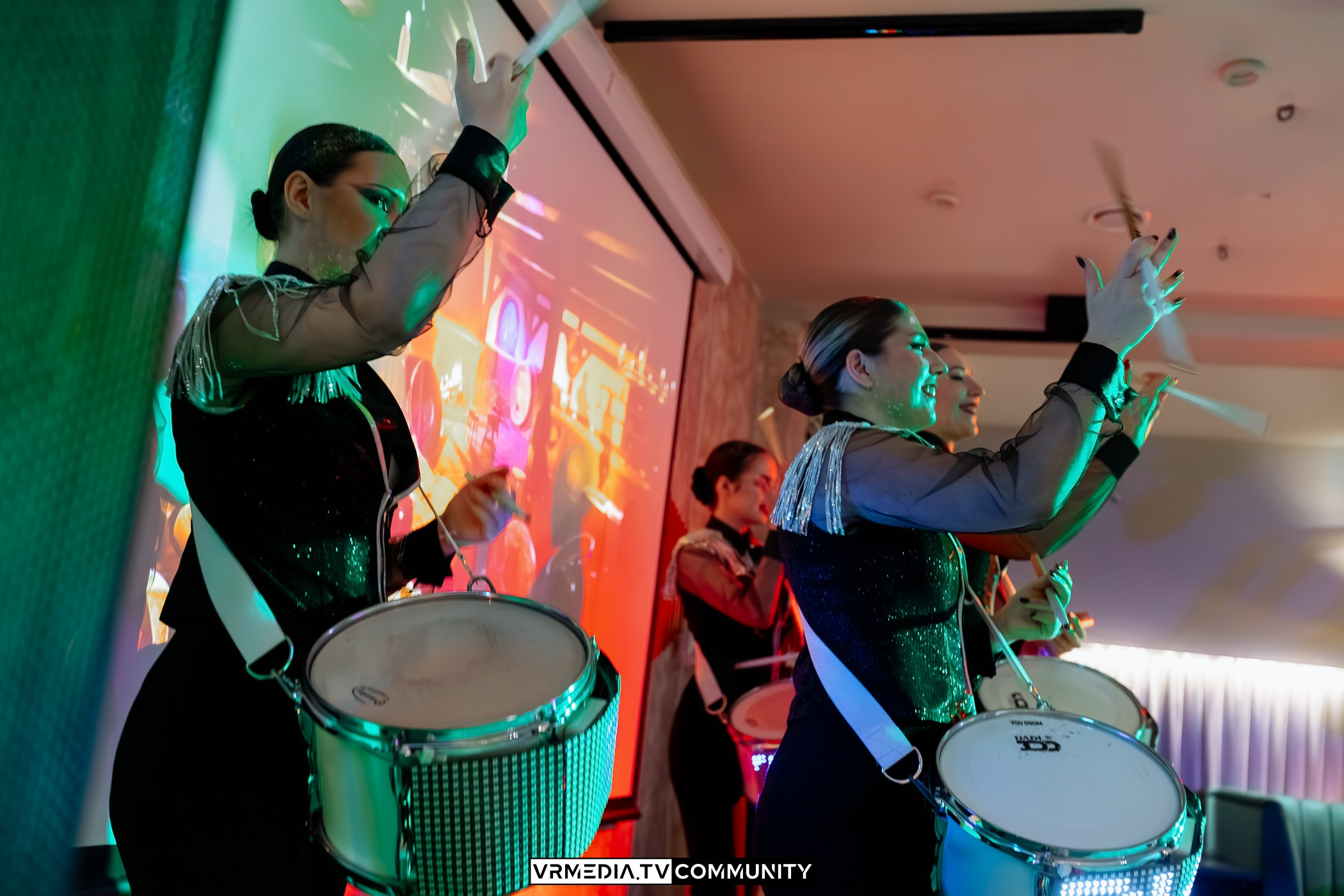 Выходные в караоке-баре «Империя»