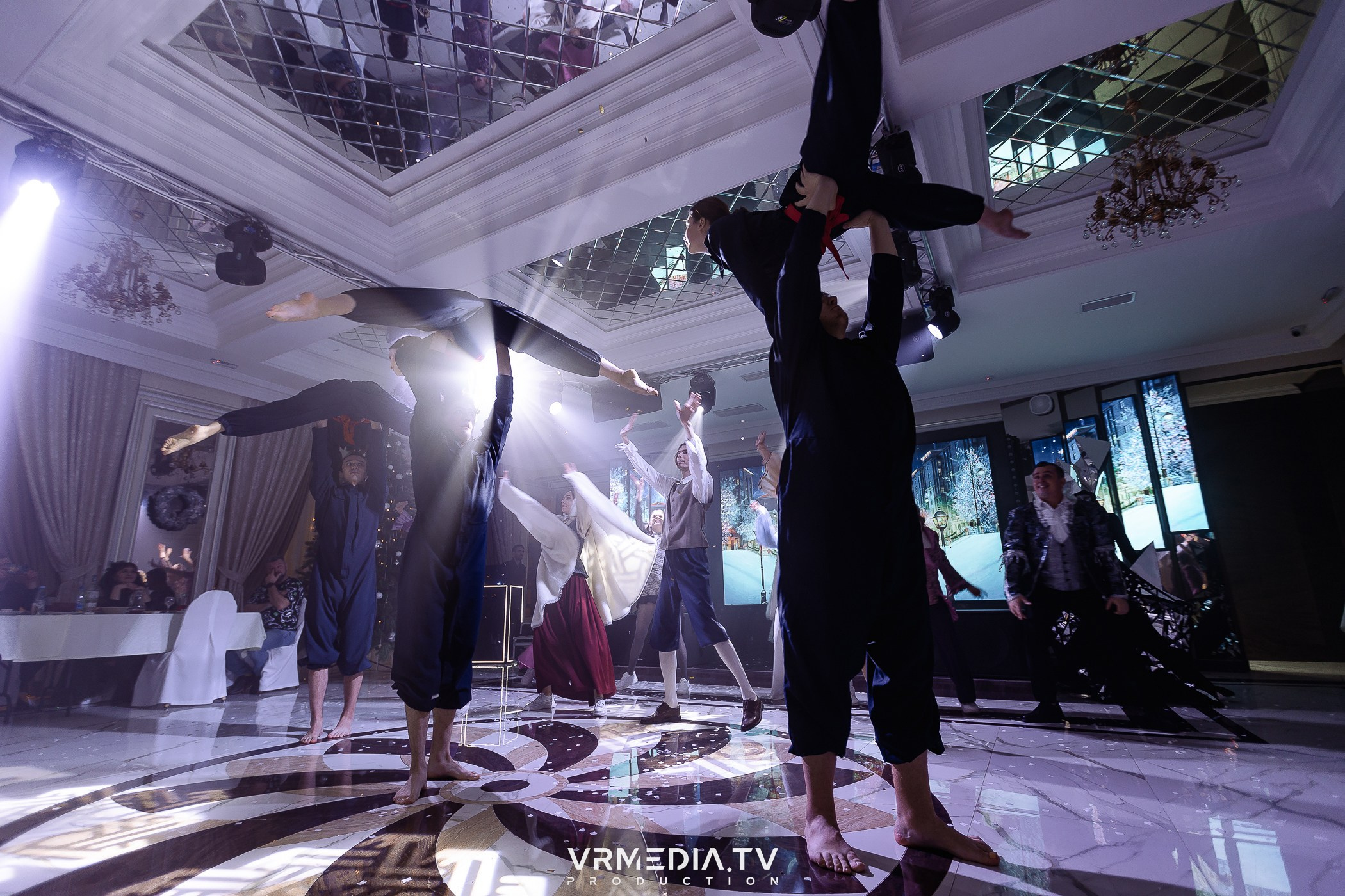 Новогодний вечер в ресторане «Лазурный Берег»