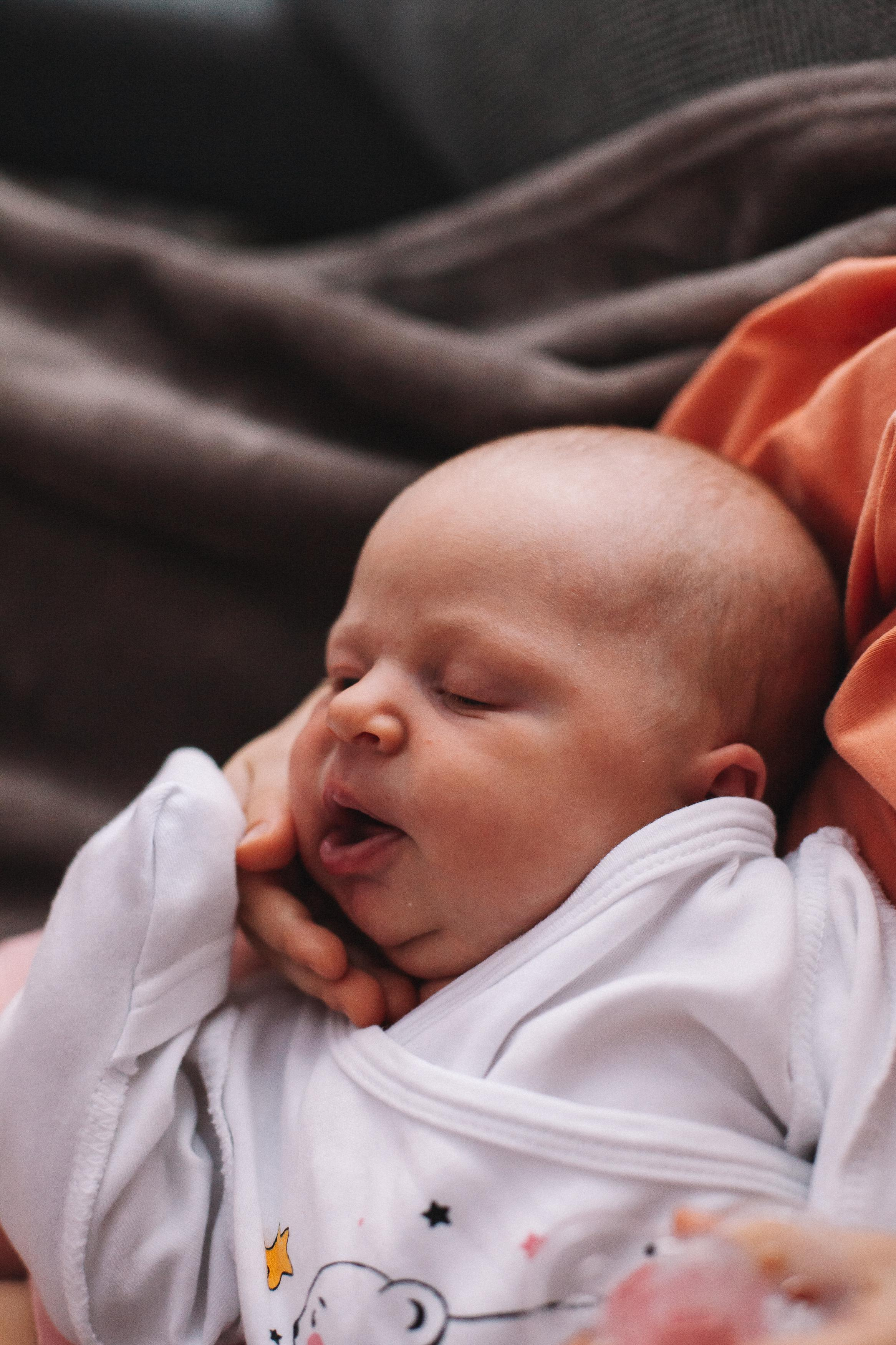 Саша, Оля, Тая и маленькая Ксюша. Семейный фотограф Трусова Евгения в Екатеринбурге