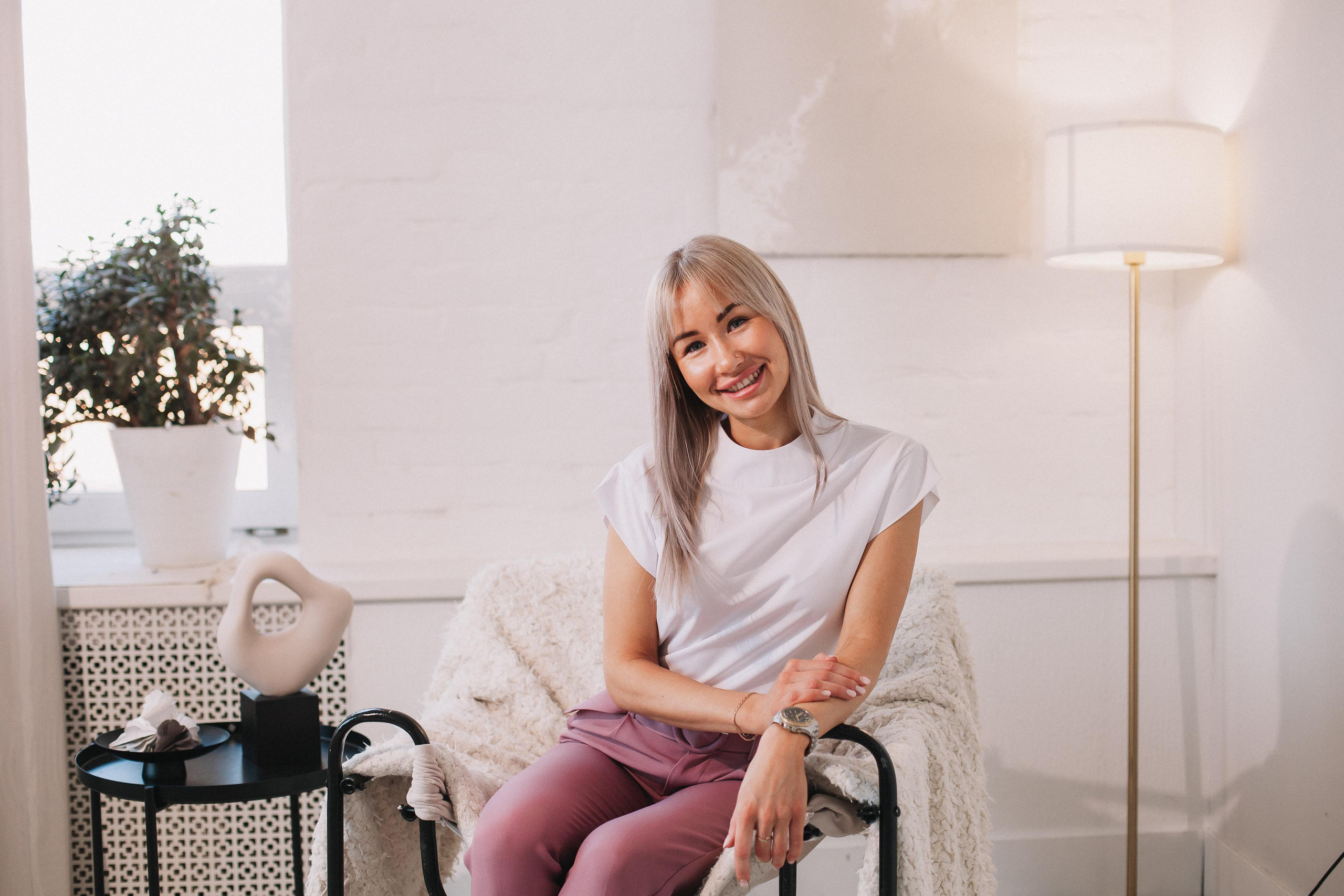 Настя с большой семьей. Семейный фотограф Трусова Евгения в Екатеринбурге