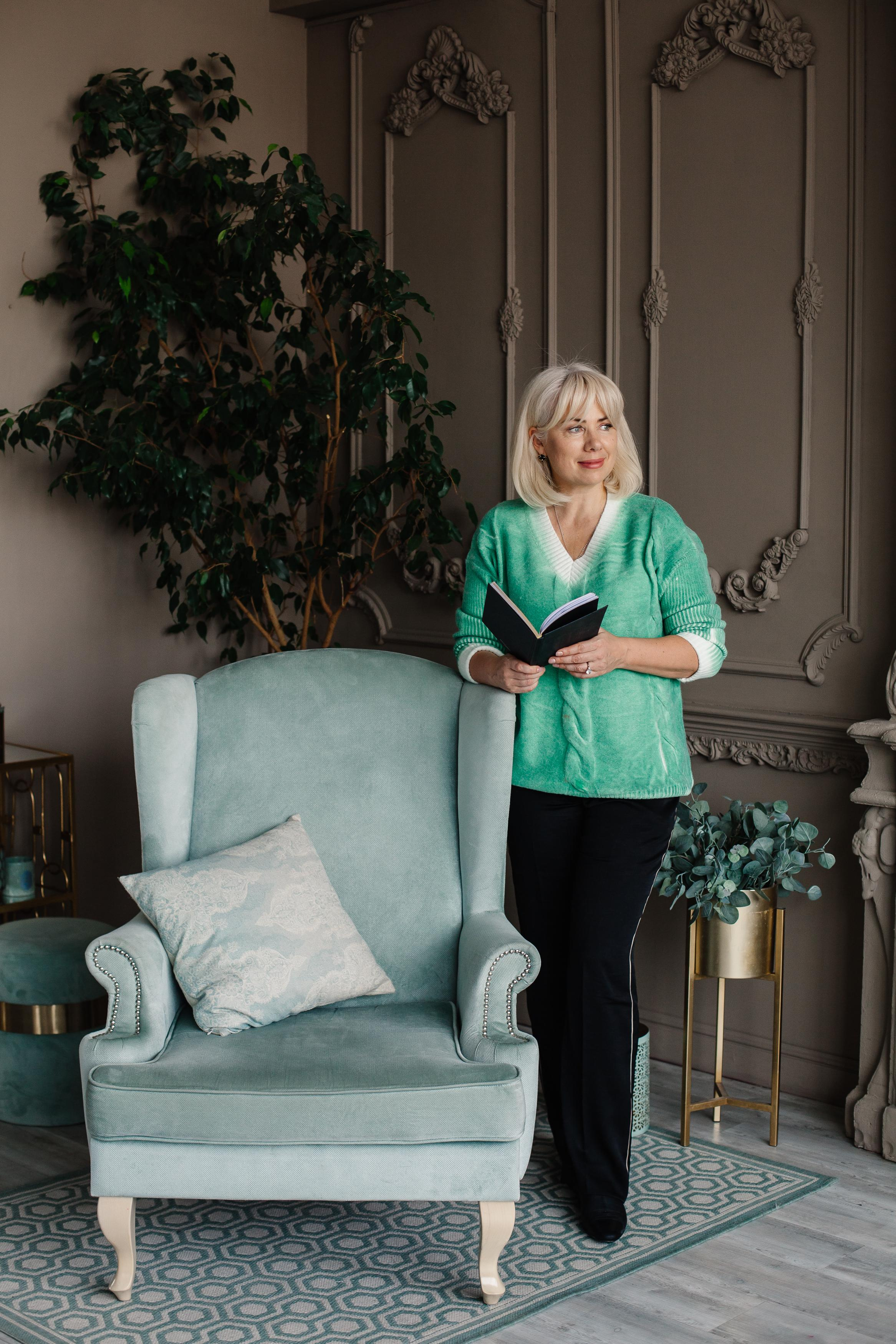 Полина, деловые портреты, февраль 2022. Семейный фотограф Трусова Евгения в Екатеринбурге