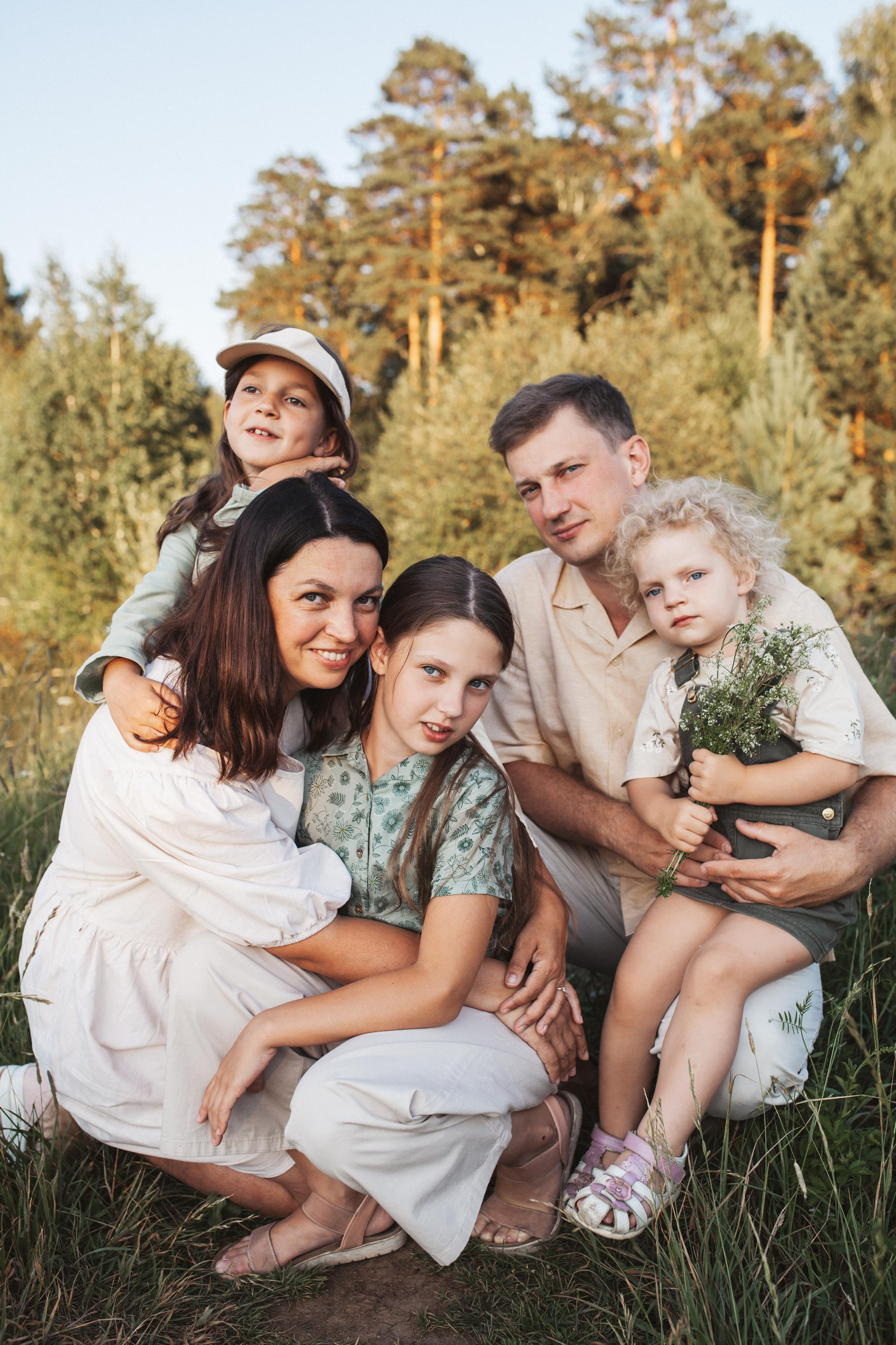 Семья Бабушкиных, лето 2021 г. Семейный фотограф Трусова Евгения в Екатеринбурге