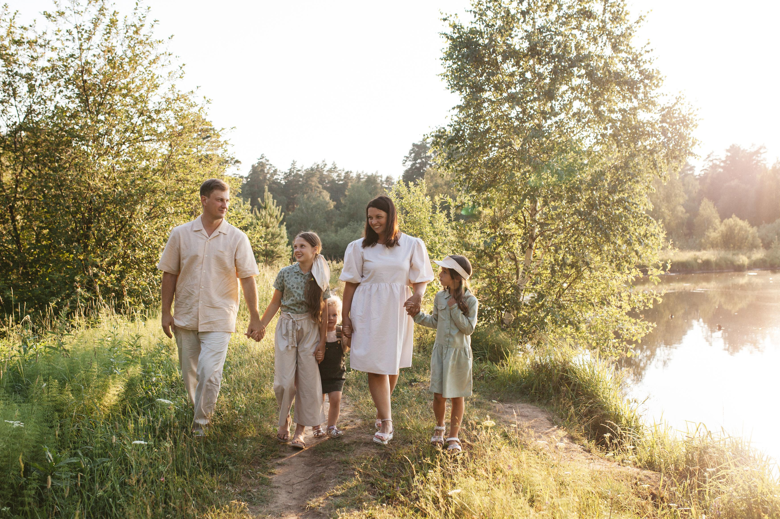 Семья Бабушкиных, лето 2021 г. Семейный фотограф Трусова Евгения в Екатеринбурге