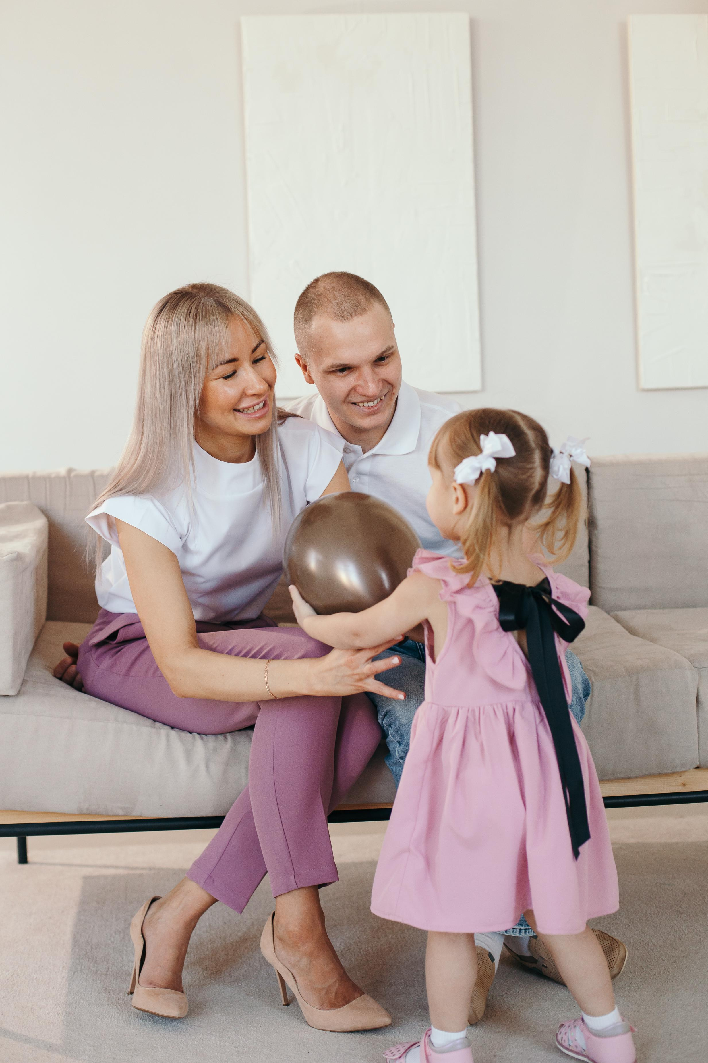 Настя с большой семьей. Семейный фотограф Трусова Евгения в Екатеринбурге