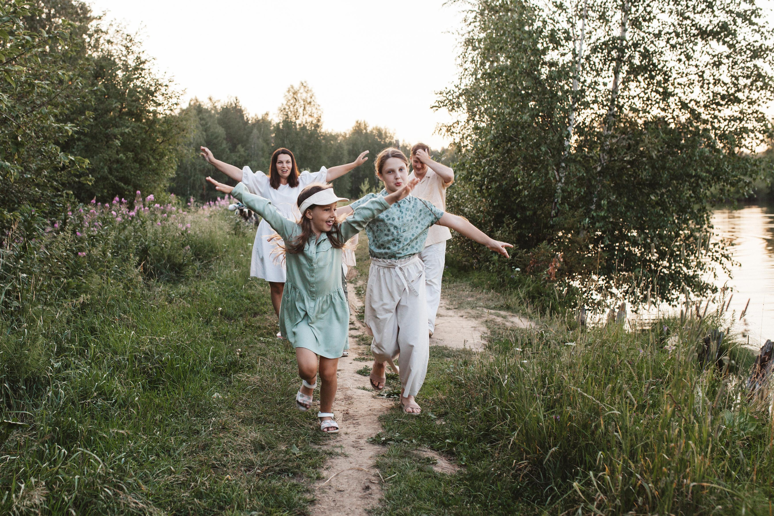 Семья Бабушкиных, лето 2021 г. Семейный фотограф Трусова Евгения в Екатеринбурге