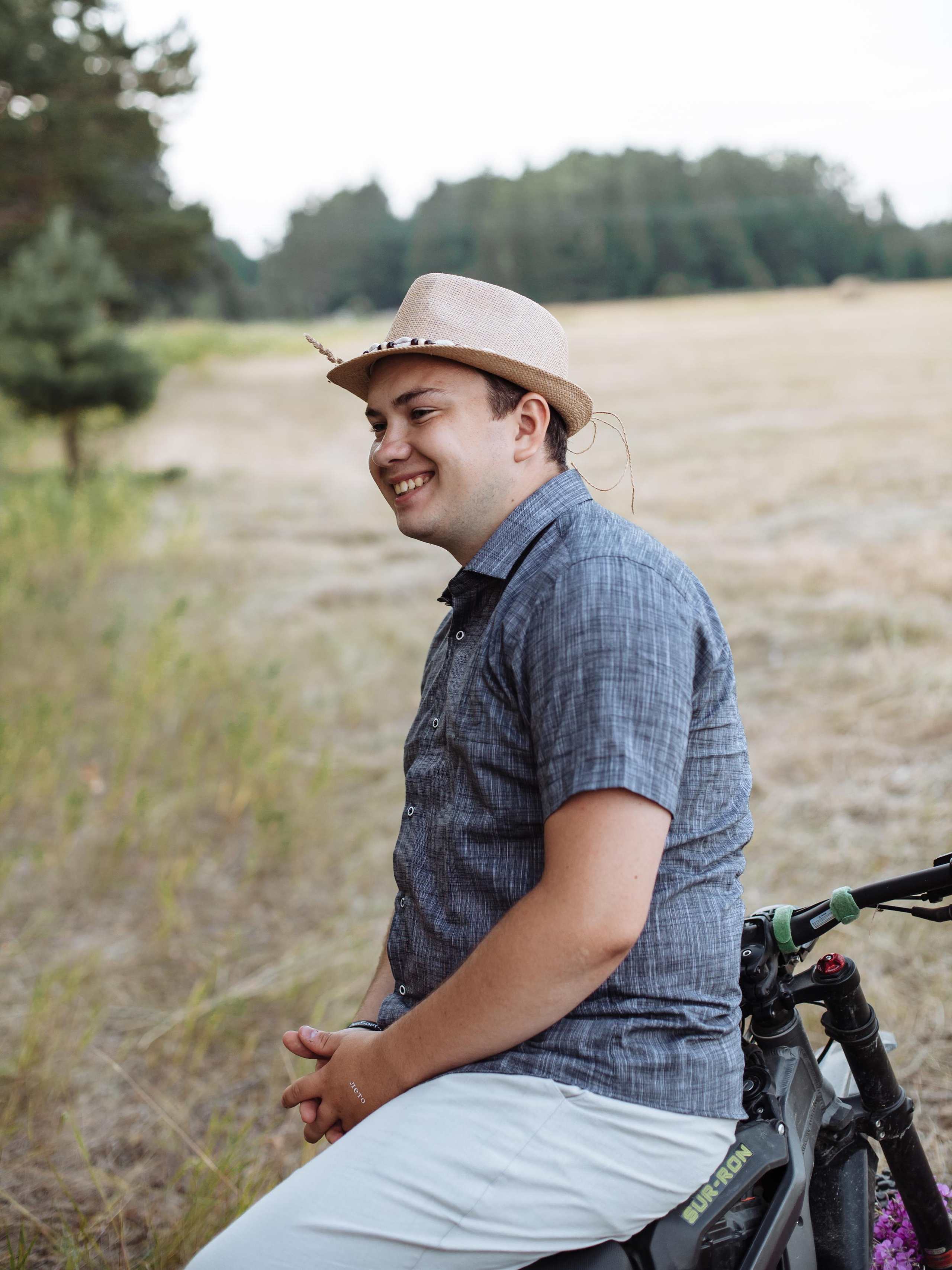 Ян и Алёна, фотосессия в Истоке. Семейный фотограф Трусова Евгения в Екатеринбурге