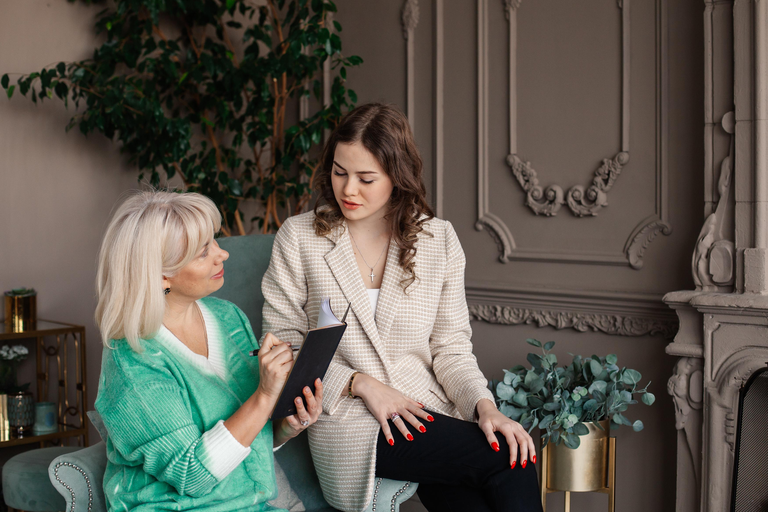 Полина, деловые портреты, февраль 2022. Семейный фотограф Трусова Евгения в Екатеринбурге